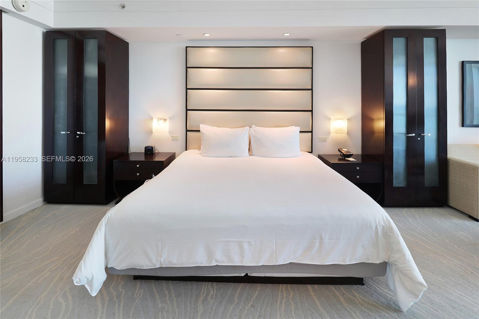 4391 Collins Ave #1703, Miami Beach FL 33140