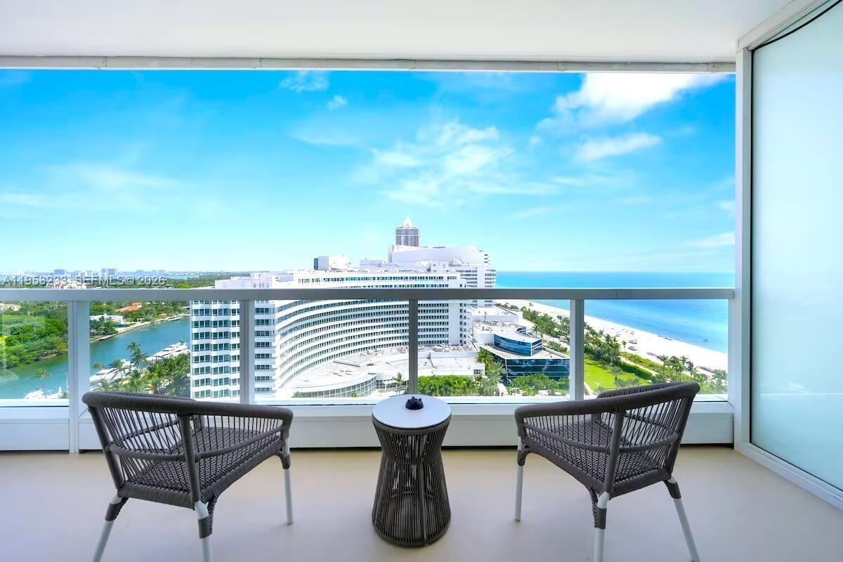 4391 Collins Ave #1703, Miami Beach FL 33140