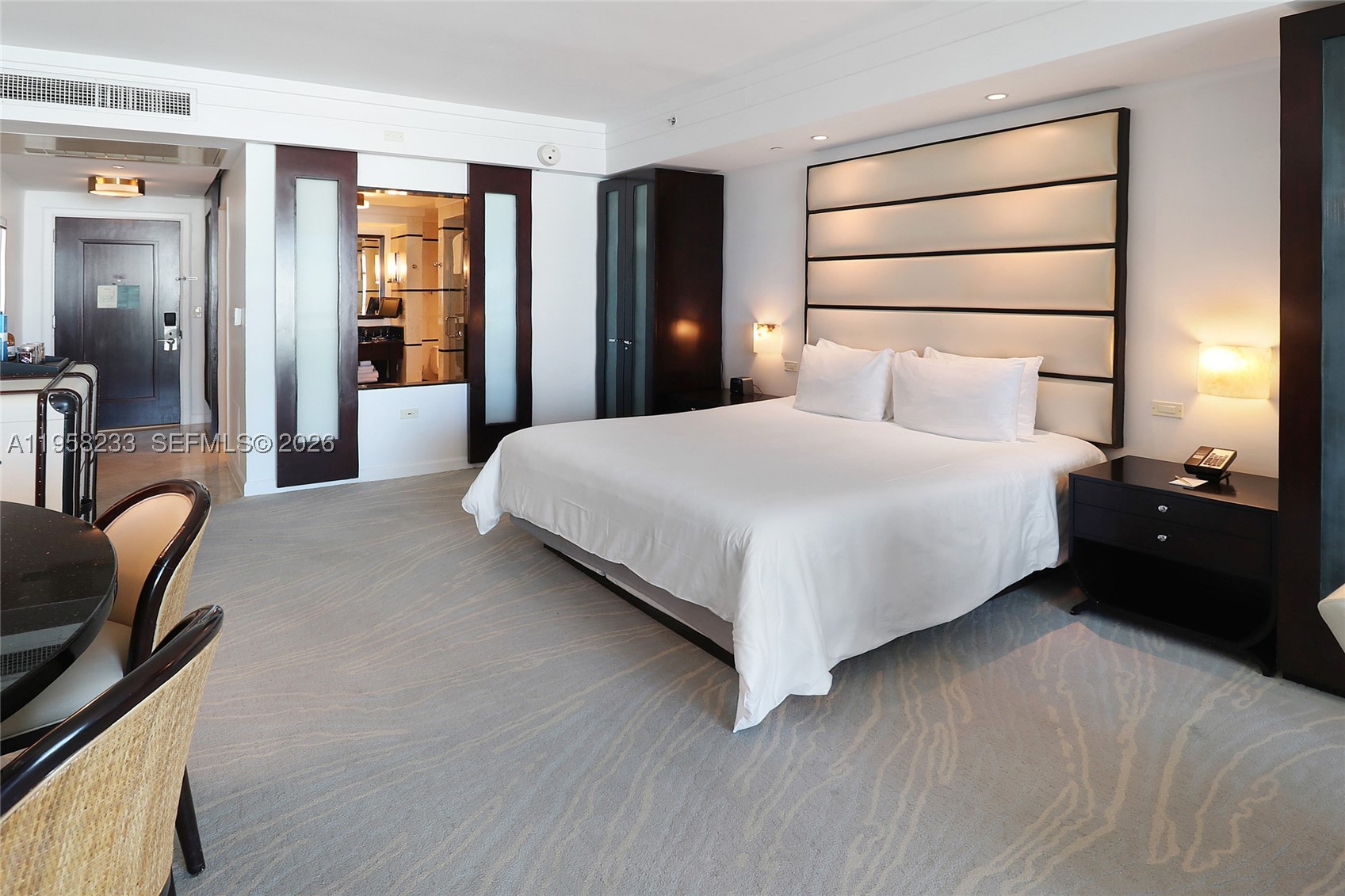 4391 Collins Ave #1703, Miami Beach FL 33140