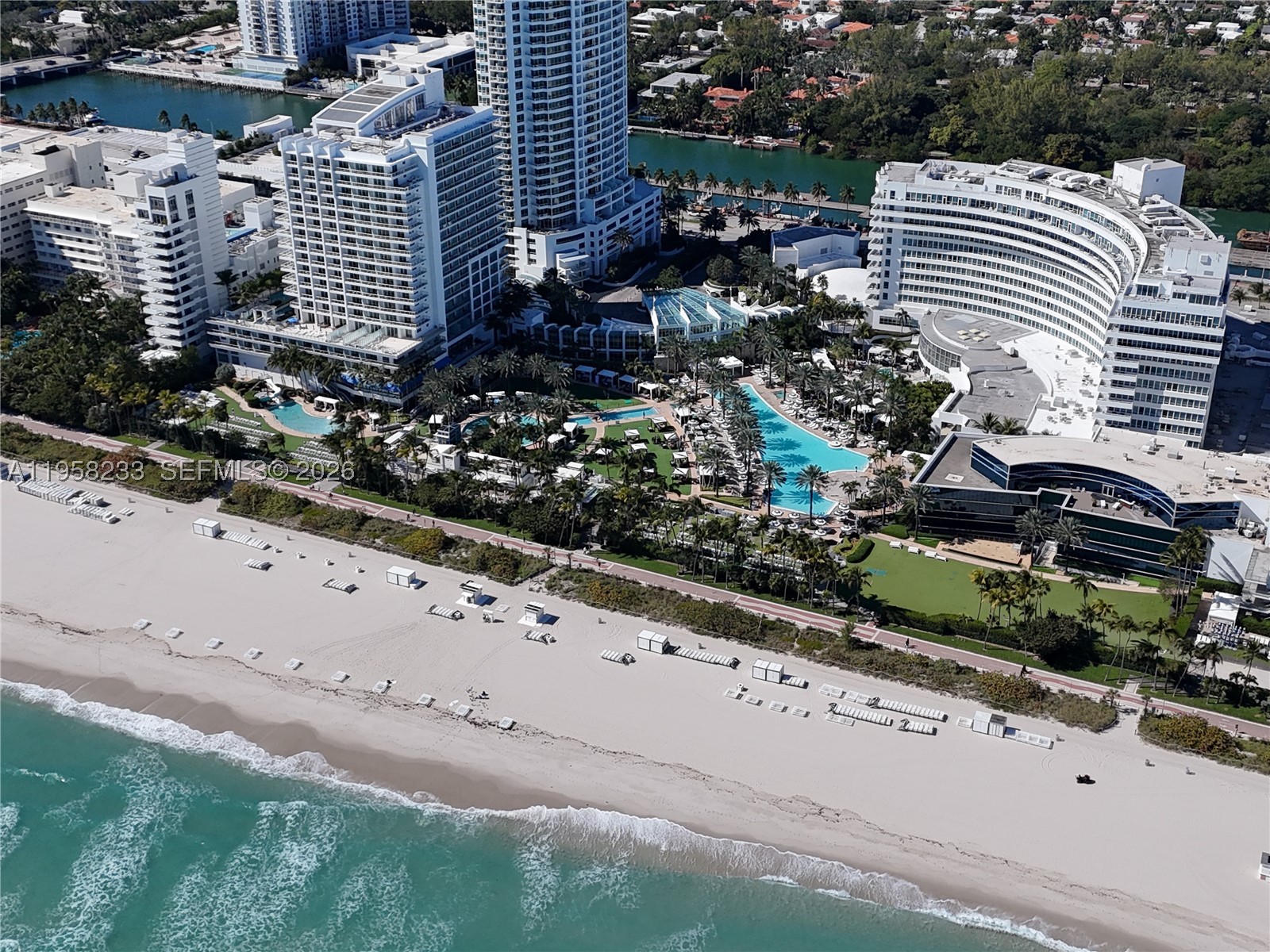 4391 Collins Ave #1703, Miami Beach FL 33140