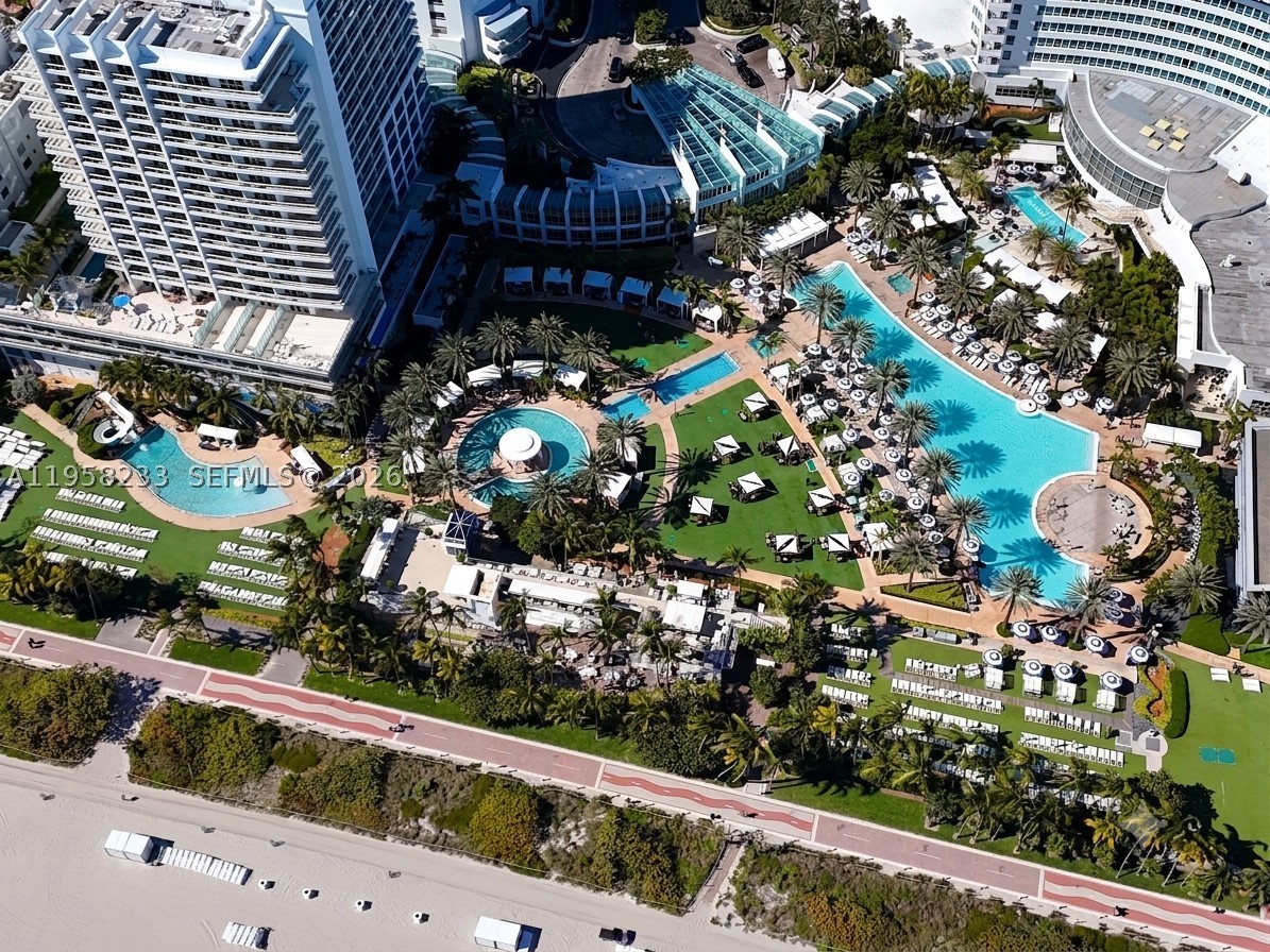 4391 Collins Ave #1703, Miami Beach FL 33140