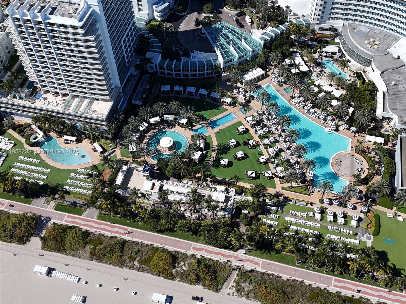 4391 Collins Ave #1703, Miami Beach FL 33140
