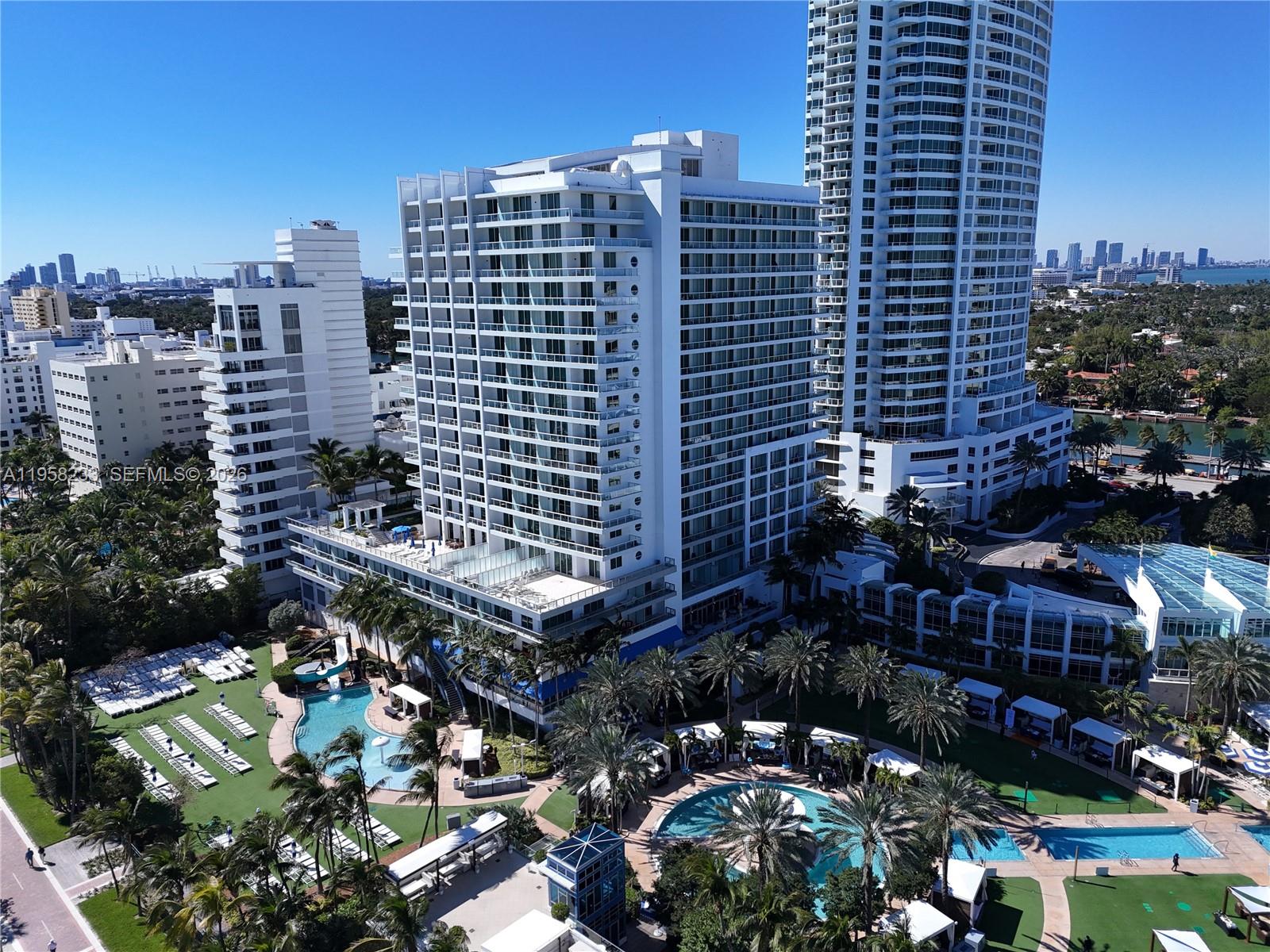 4391 Collins Ave #1703, Miami Beach FL 33140