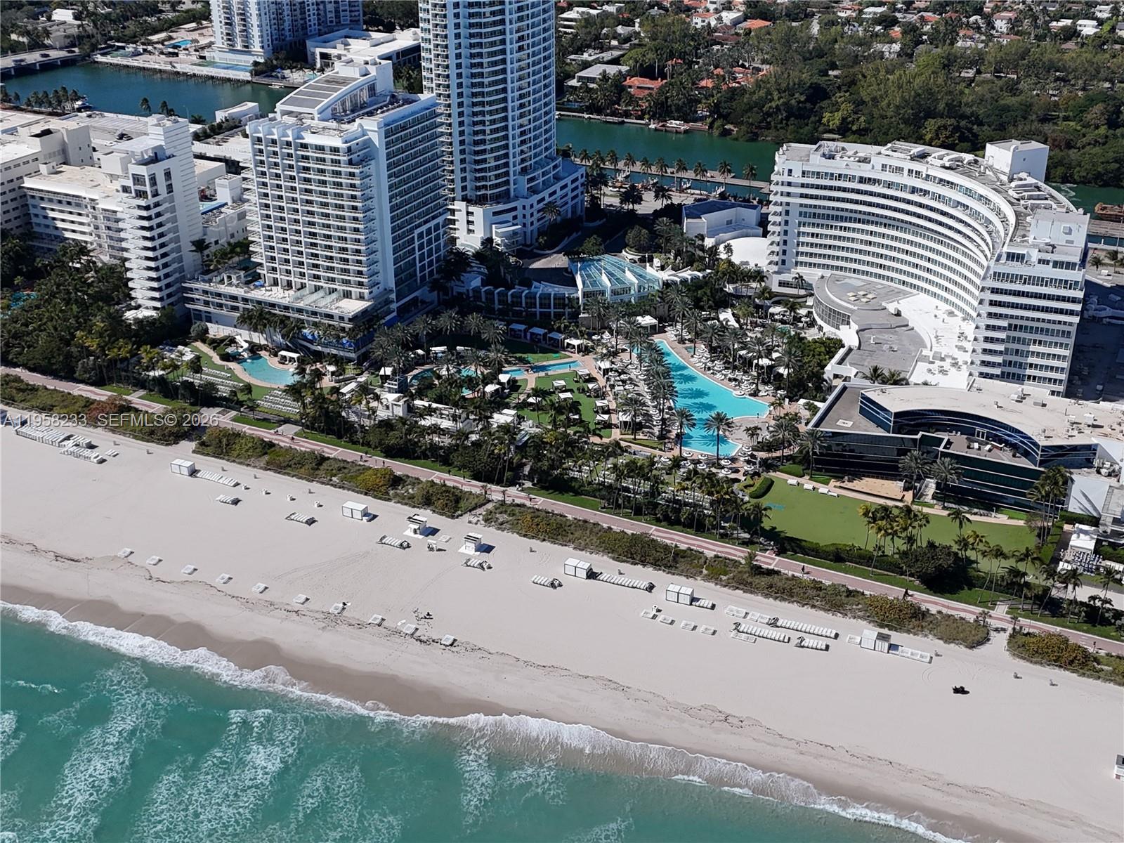 4391 Collins Ave #1703, Miami Beach FL 33140