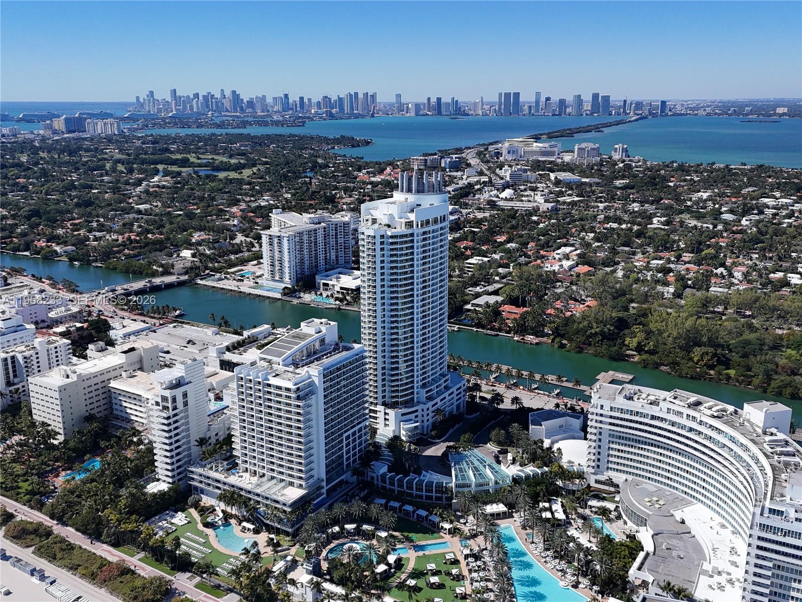 4391 Collins Ave #1703, Miami Beach FL 33140