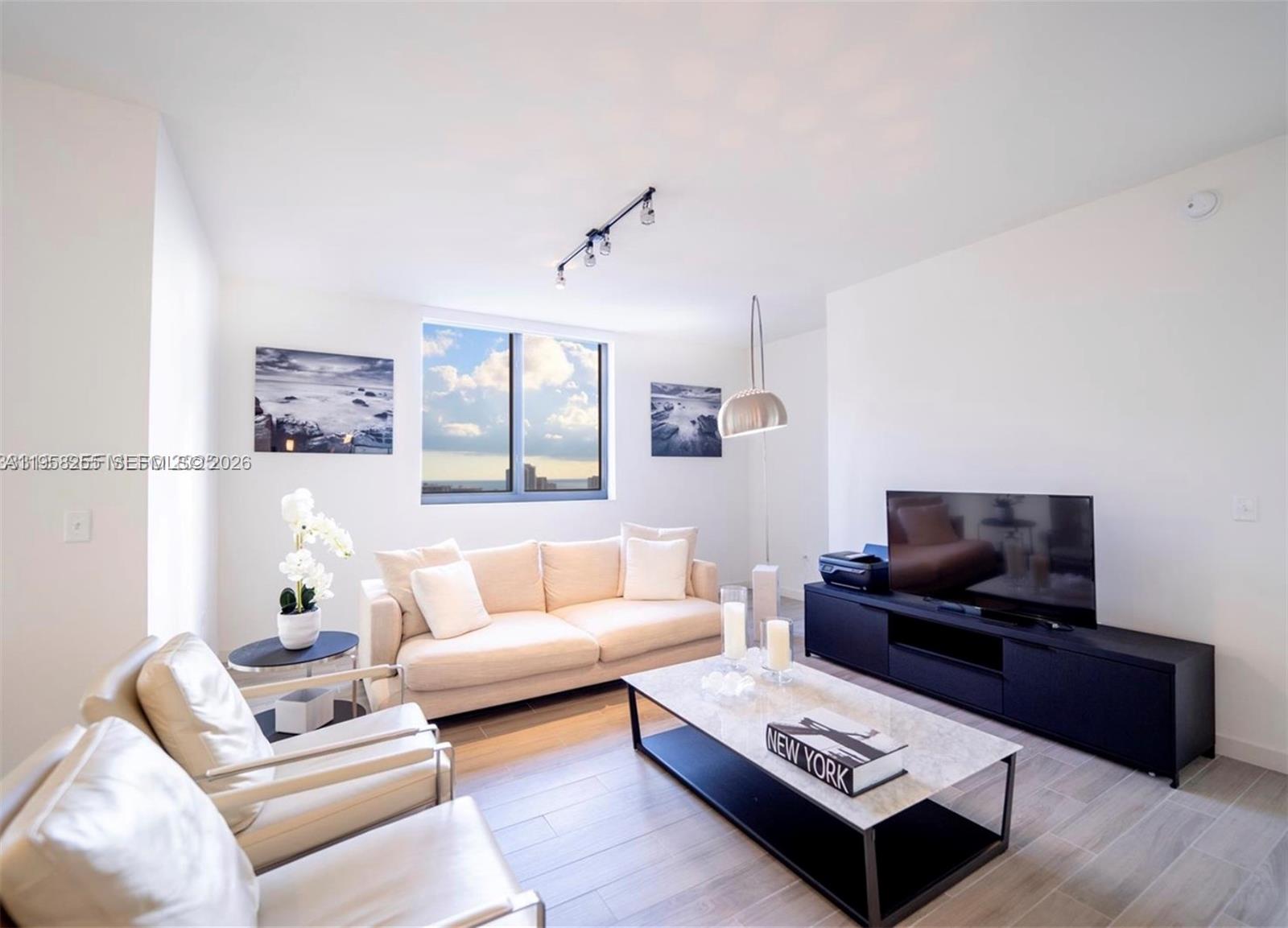 999 SW 1st Ave #2904, Miami FL 33130