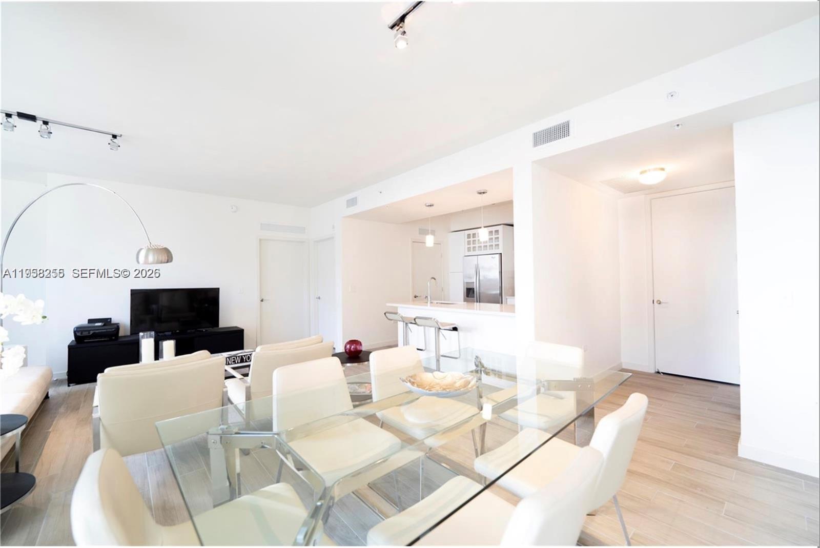 999 SW 1st Ave #2904, Miami FL 33130