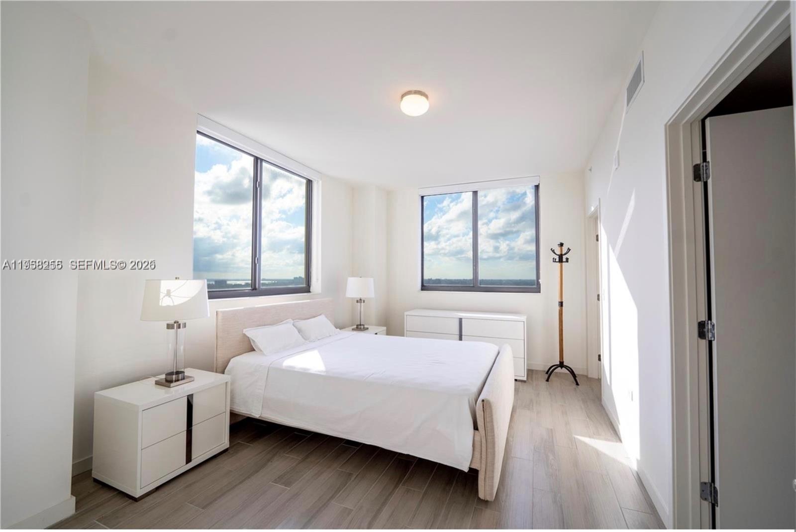 999 SW 1st Ave #2904, Miami FL 33130