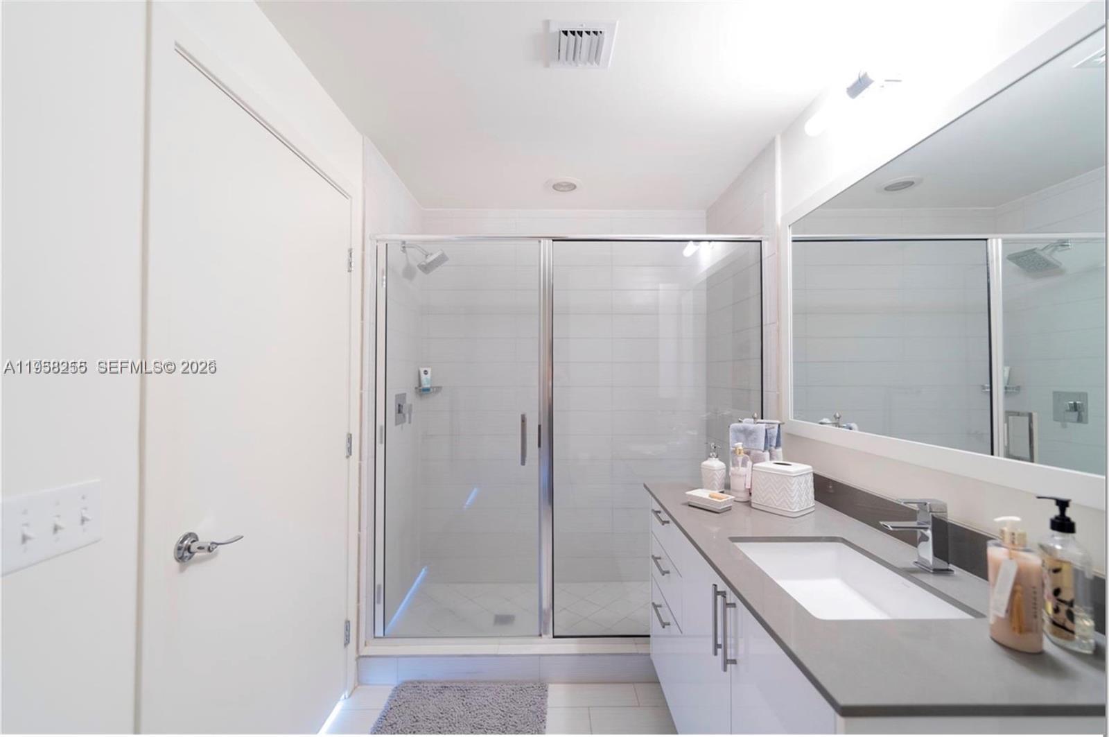 999 SW 1st Ave #2904, Miami FL 33130