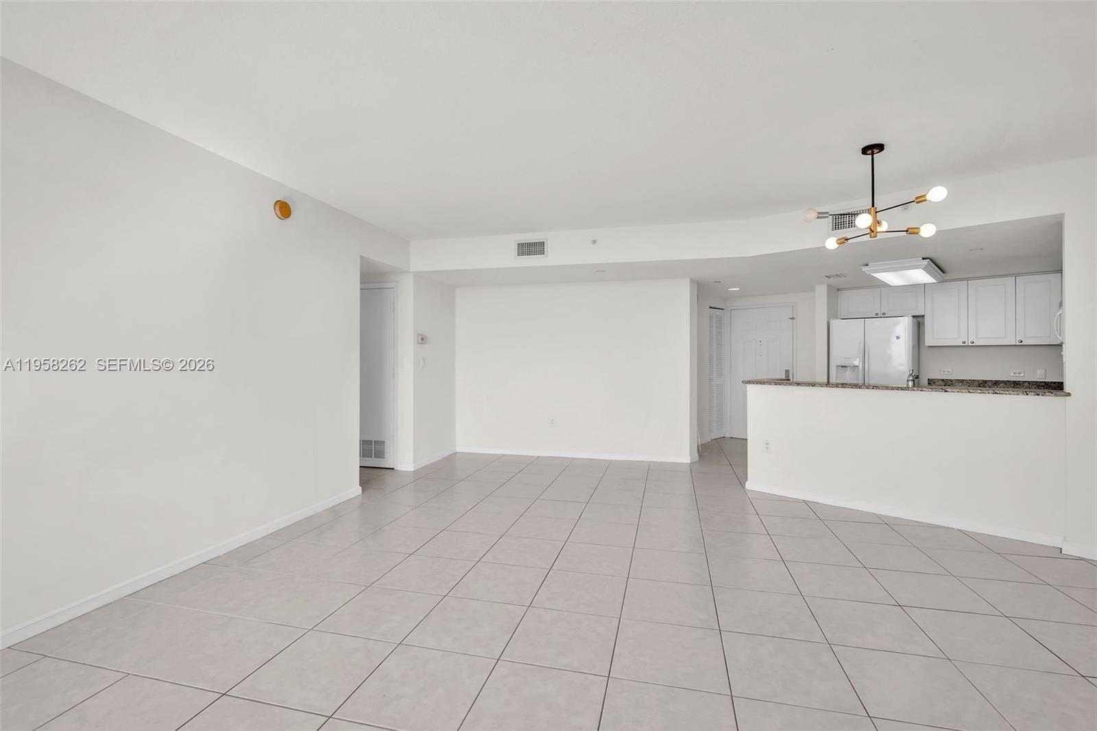 19501 W Country Club Dr #2011, Aventura FL 33180