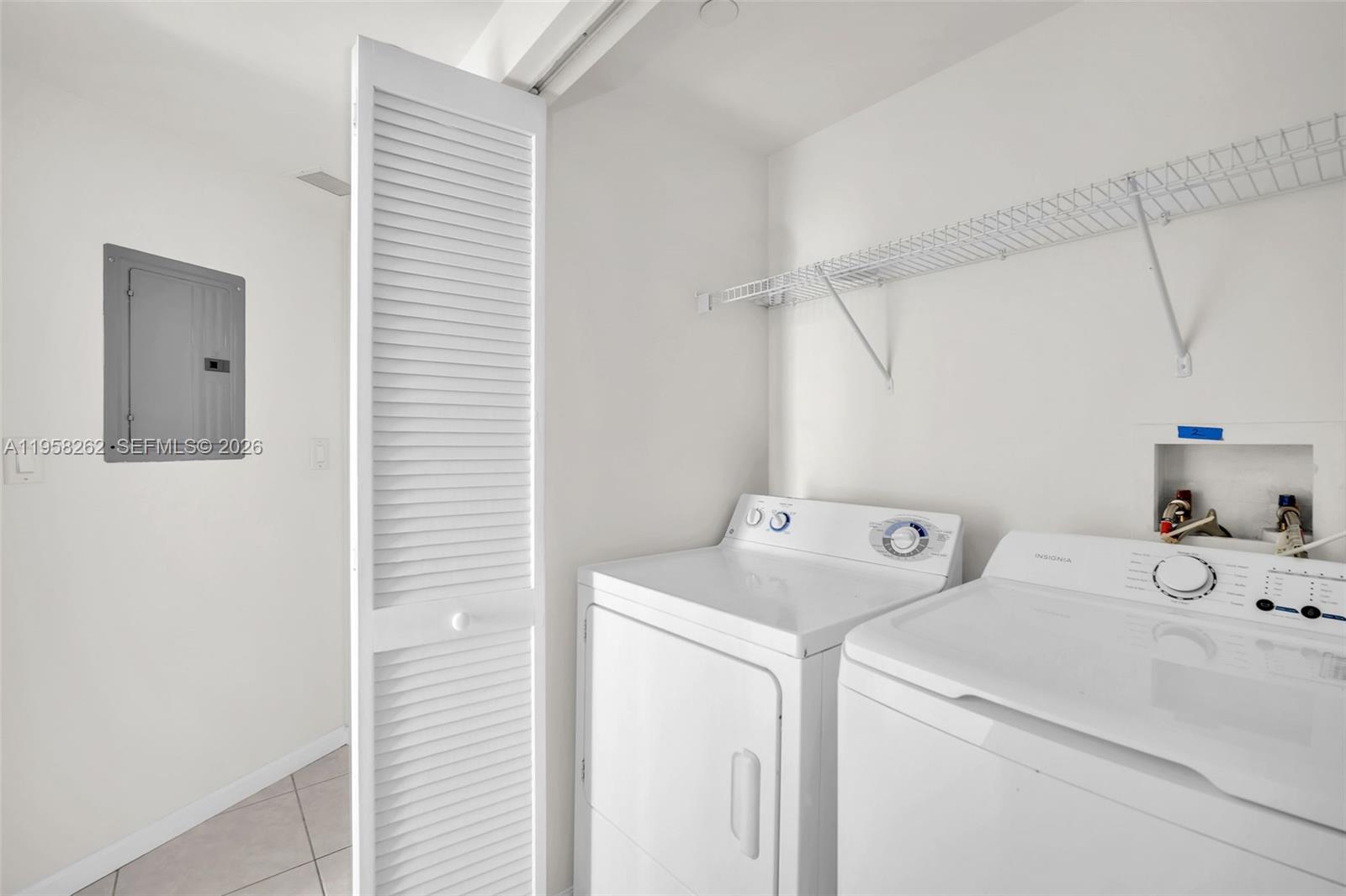 19501 W Country Club Dr #2011, Aventura FL 33180
