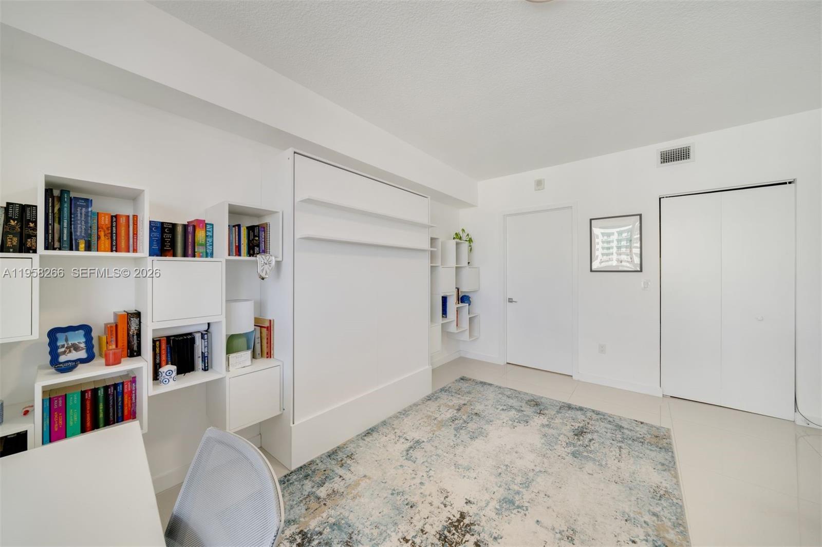 488 NE 18th St #4805, Miami FL 33132