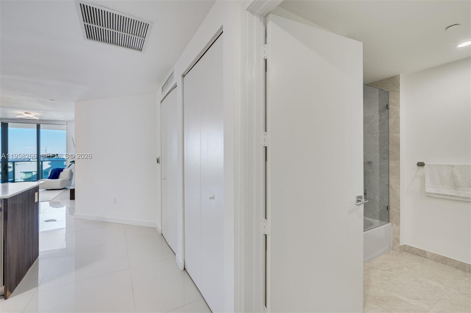 488 NE 18th St #4805, Miami FL 33132