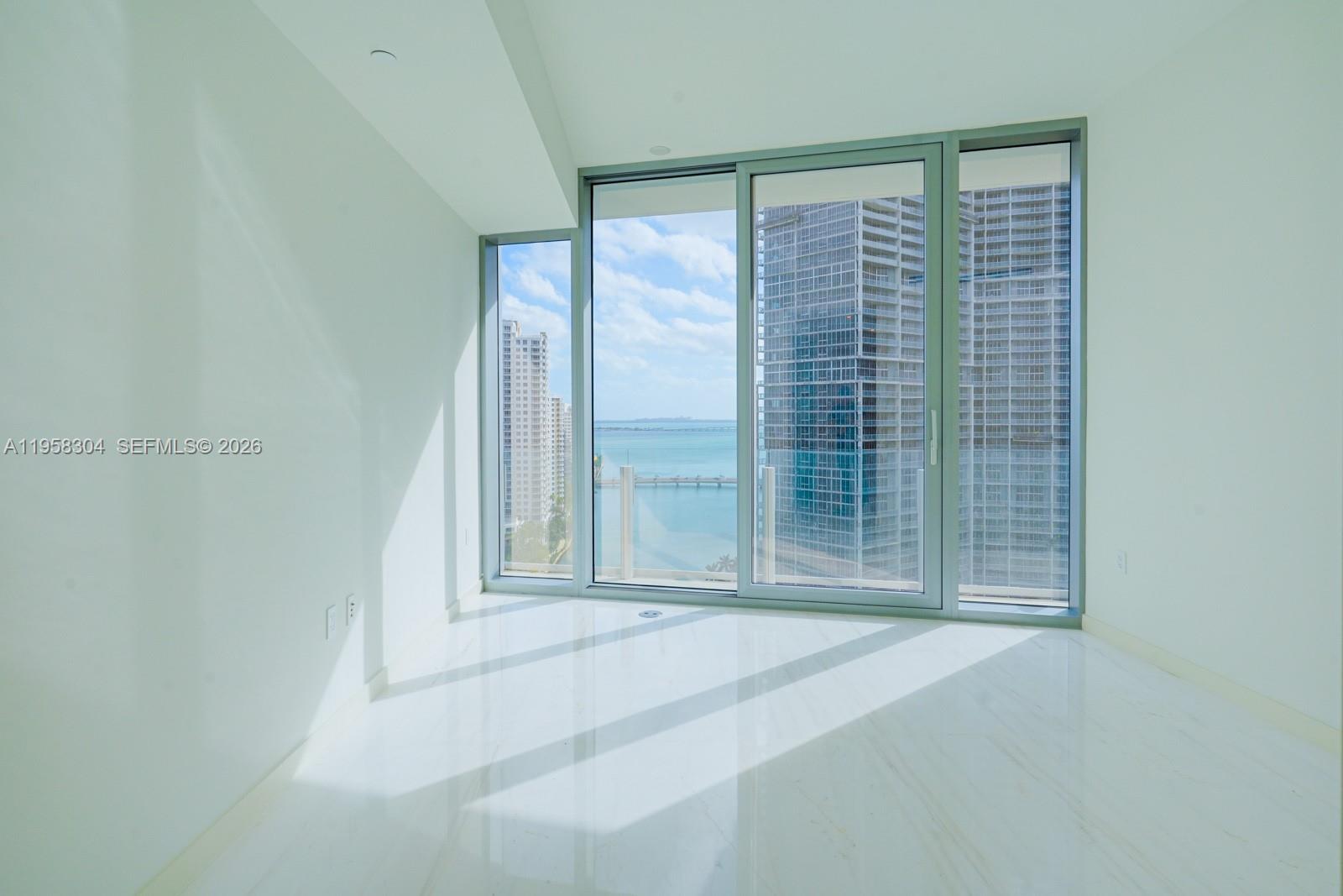 300 Biscayne Boulevard Way #1806W, Miami FL 33131