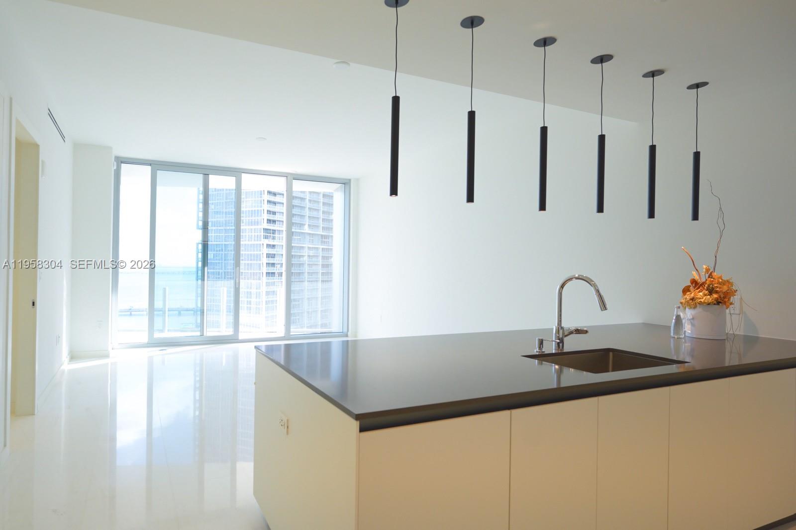 300 Biscayne Boulevard Way #1806W, Miami FL 33131