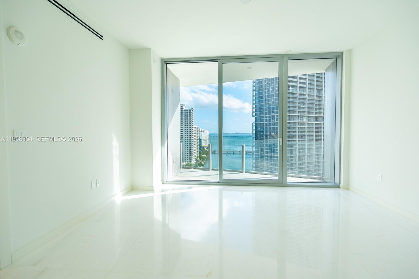 300 Biscayne Boulevard Way #1806W, Miami FL 33131