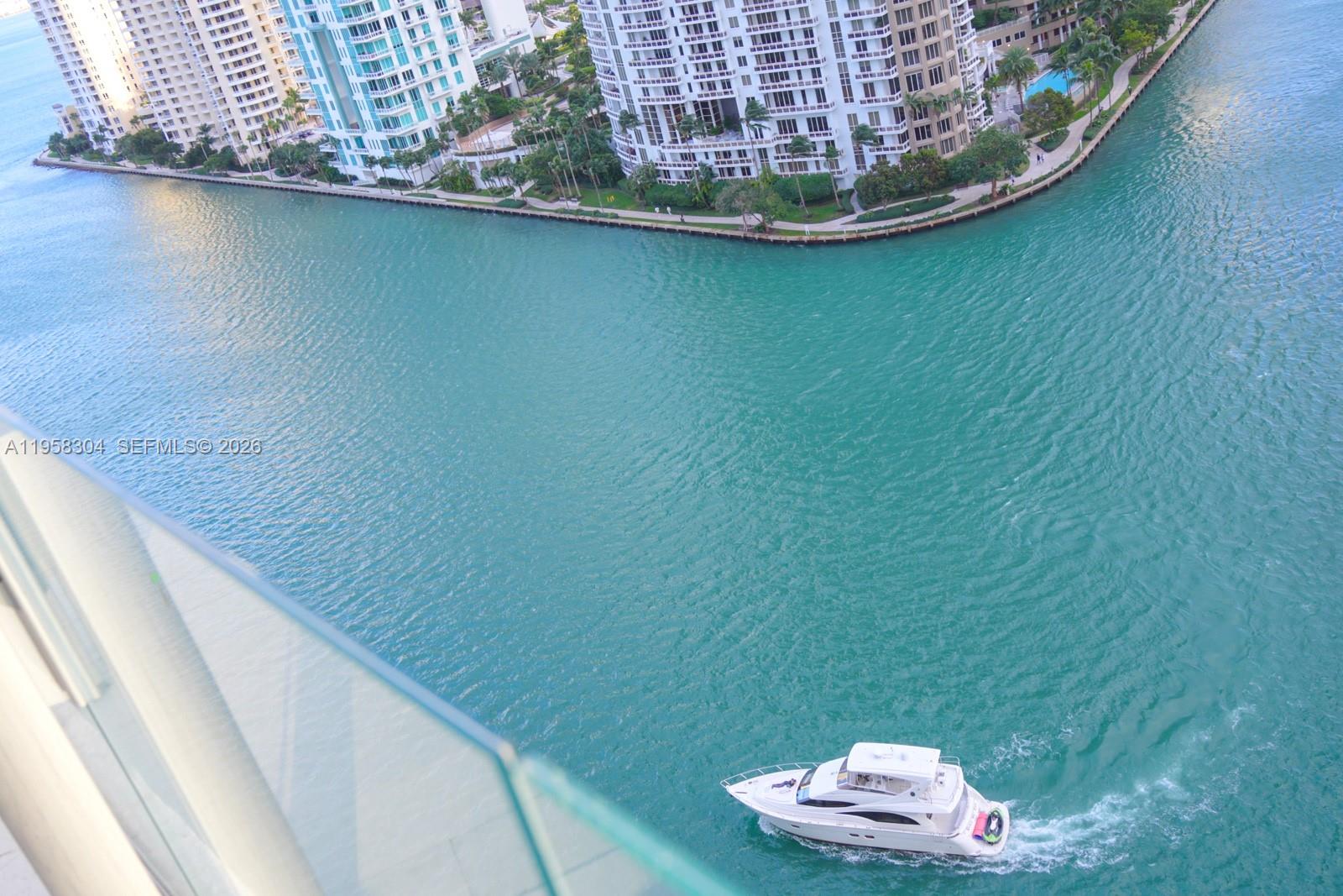 300 Biscayne Boulevard Way #1806W, Miami FL 33131