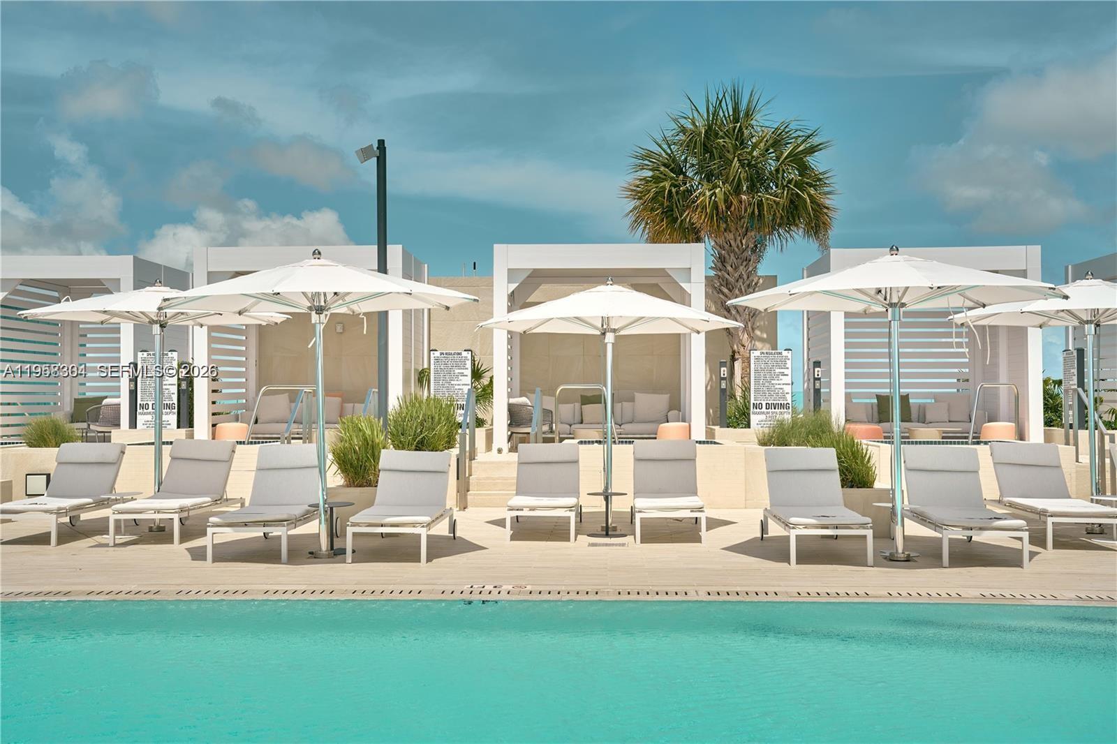 300 Biscayne Boulevard Way #1806W, Miami FL 33131