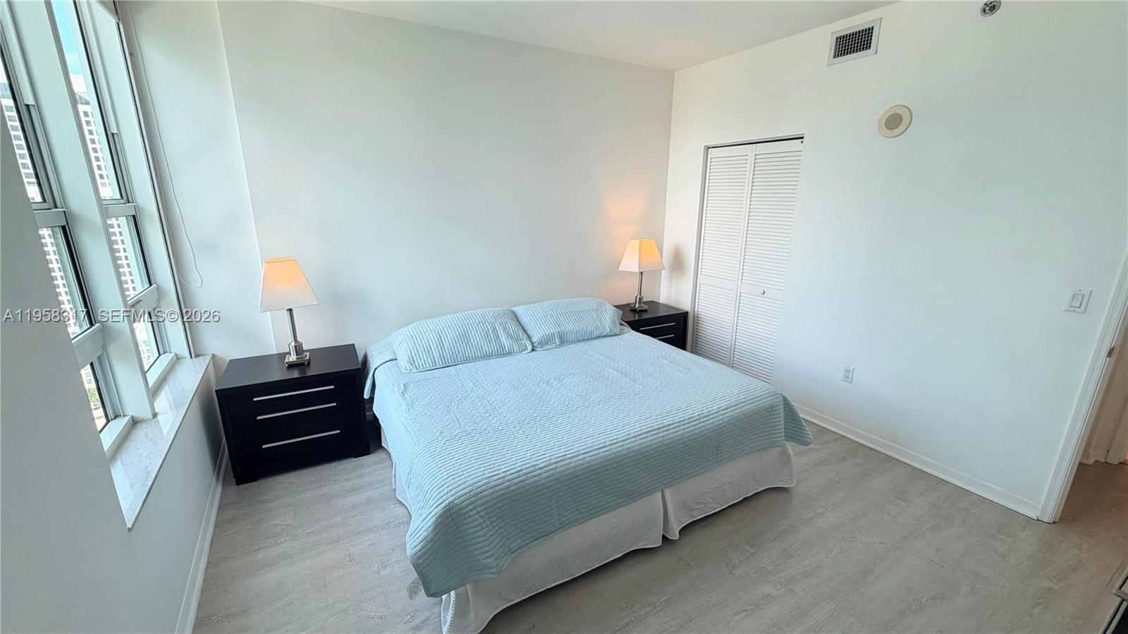 951 Brickell Ave #3509, Miami FL 33131