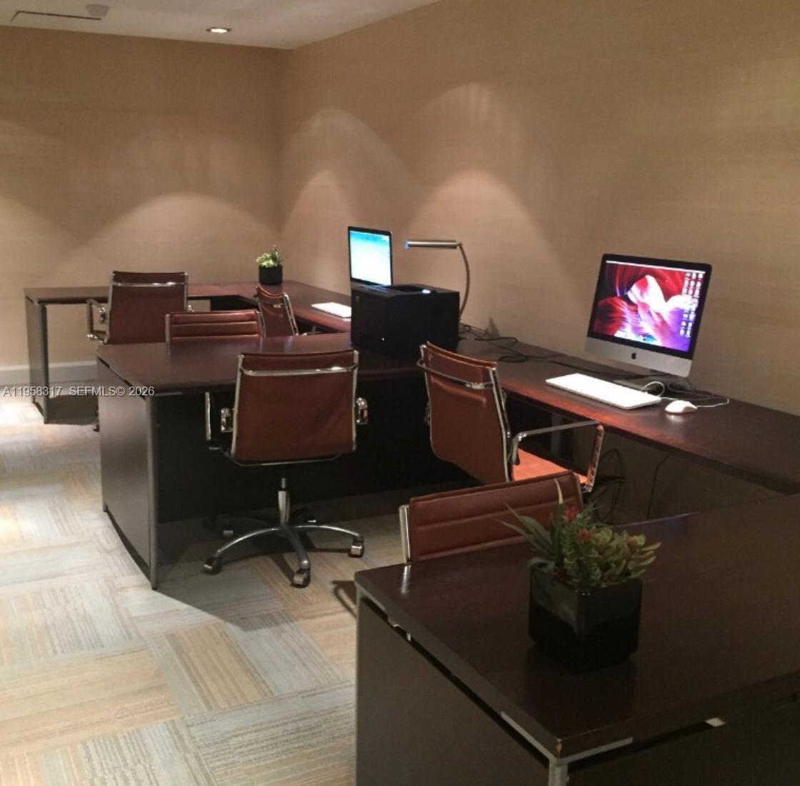 951 Brickell Ave #3509, Miami FL 33131