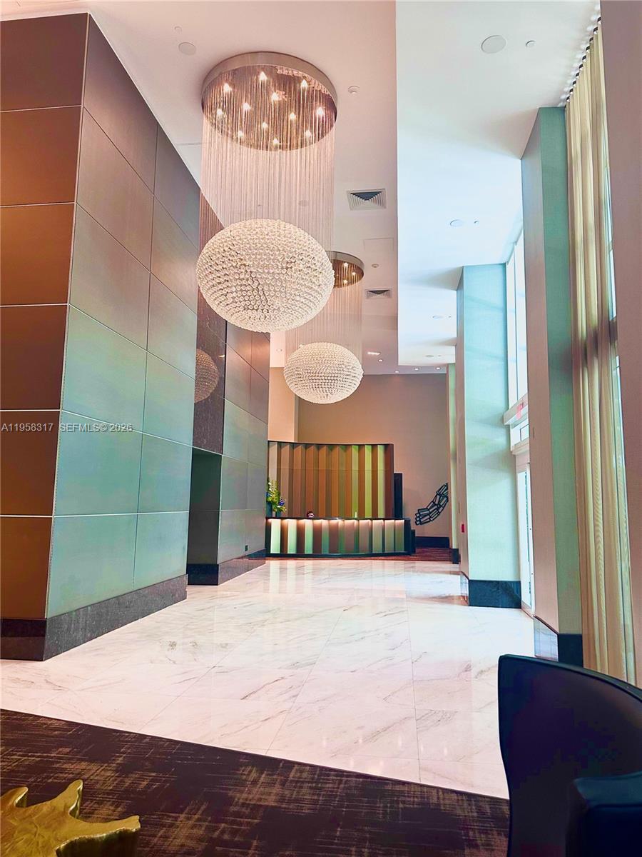 951 Brickell Ave #3509, Miami FL 33131