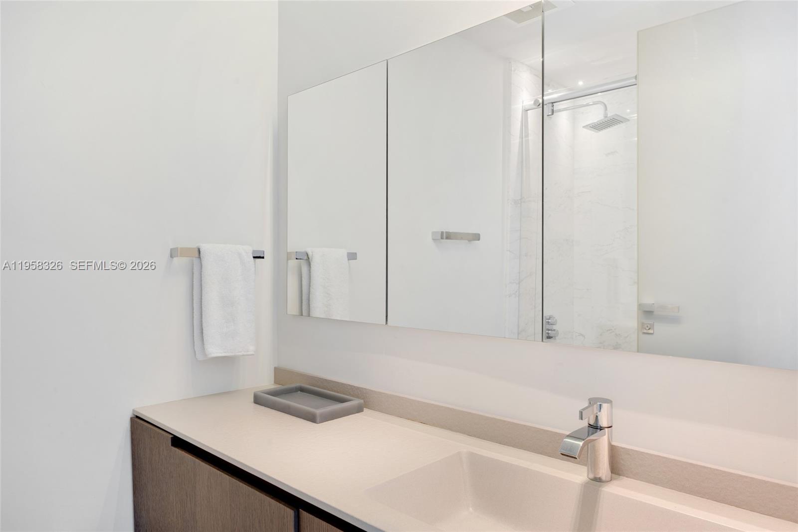 350 Ocean Dr #701N, Key Biscayne FL 33149