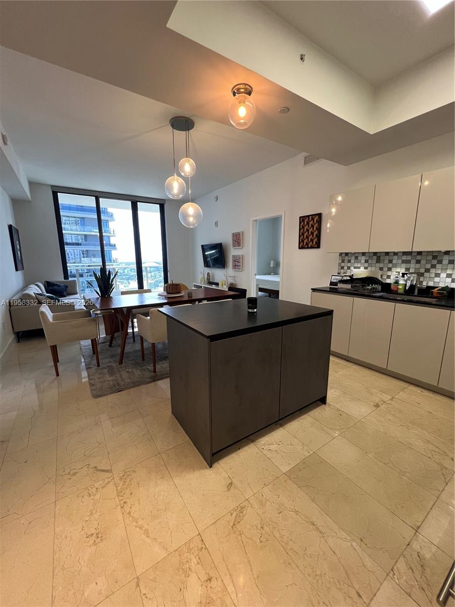 1010 Brickell Ave #4709, Miami FL 33131