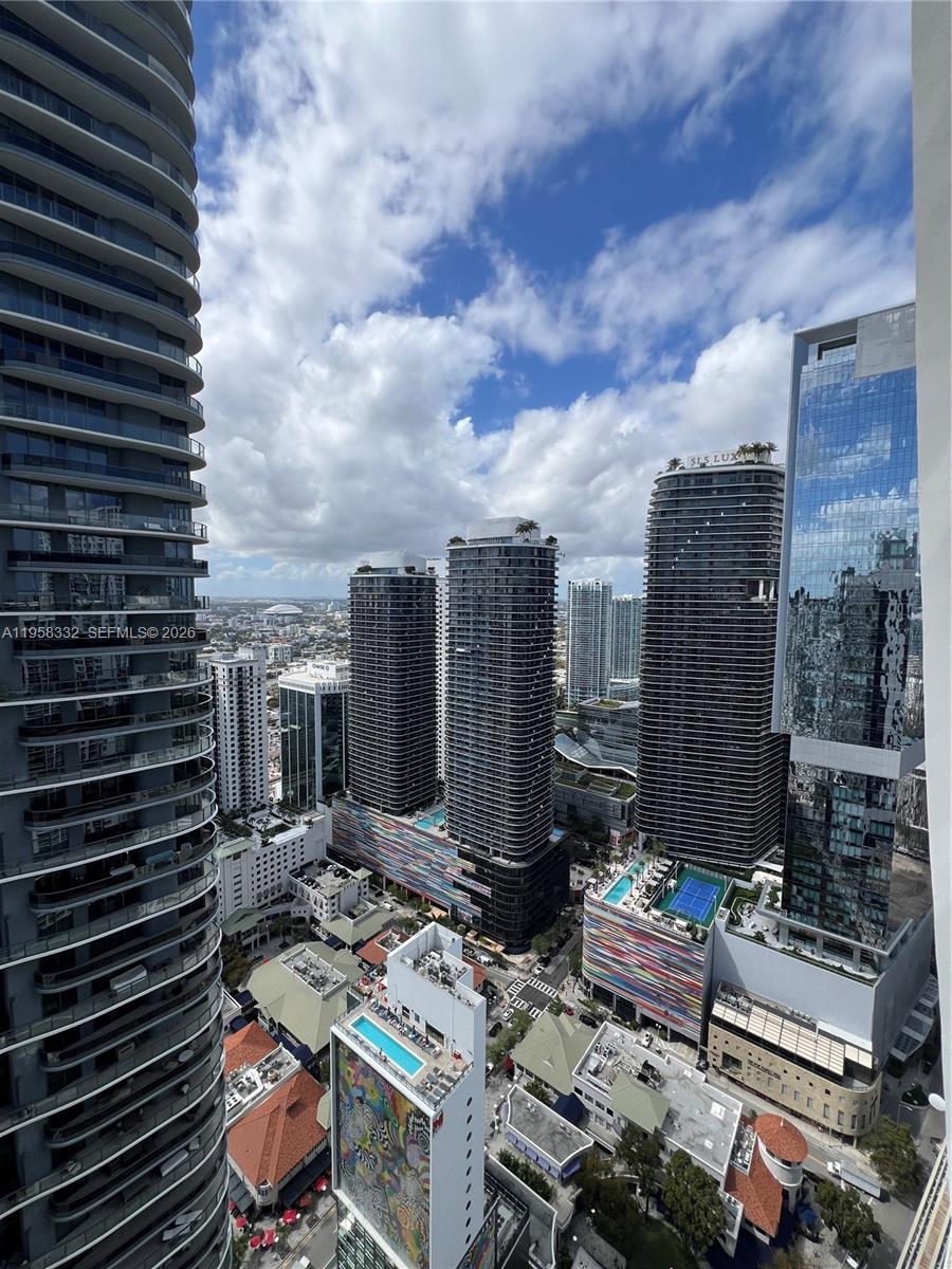1010 Brickell Ave #4709, Miami FL 33131