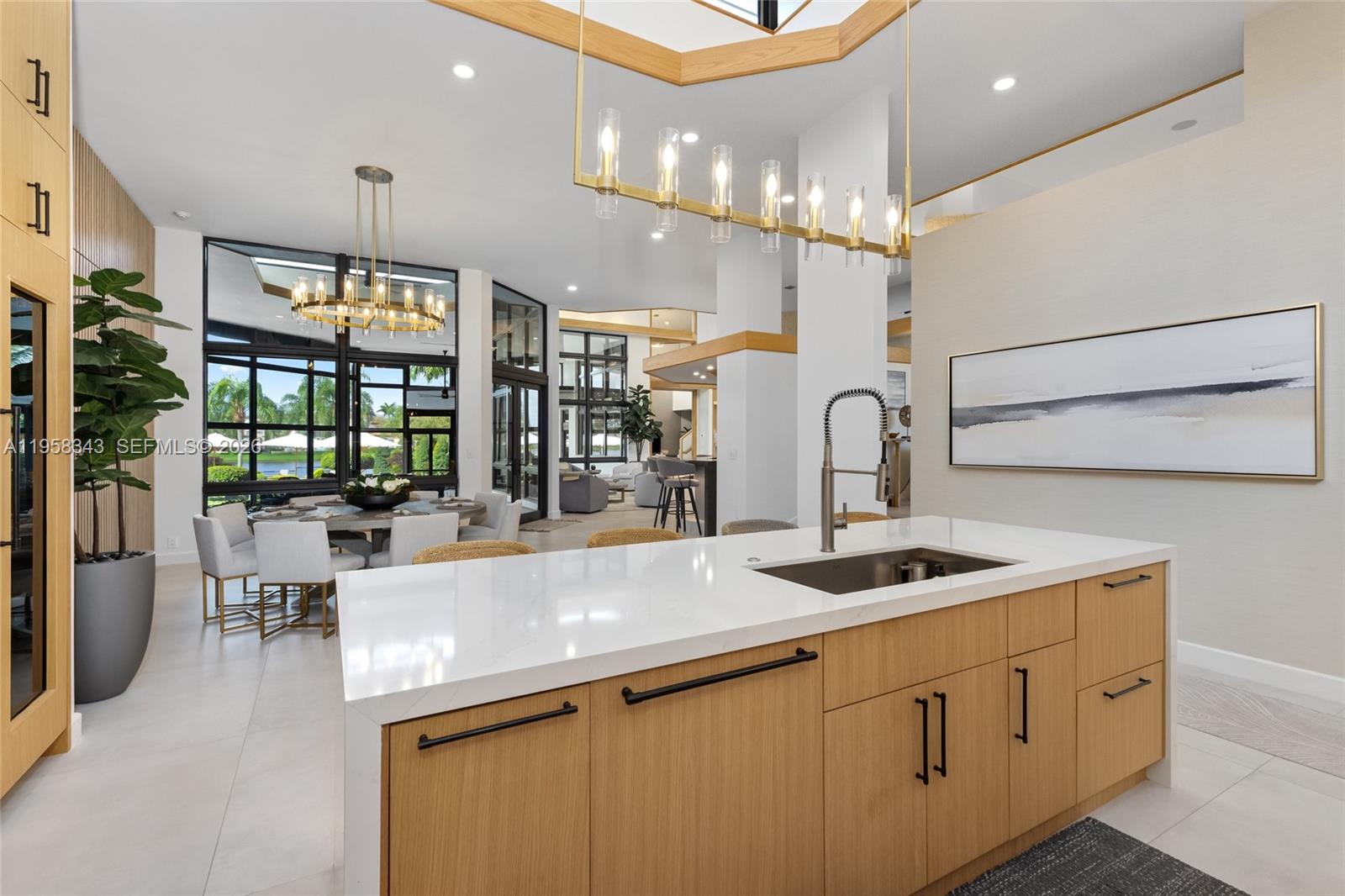 2965 Surrey Ln, Weston FL 33331