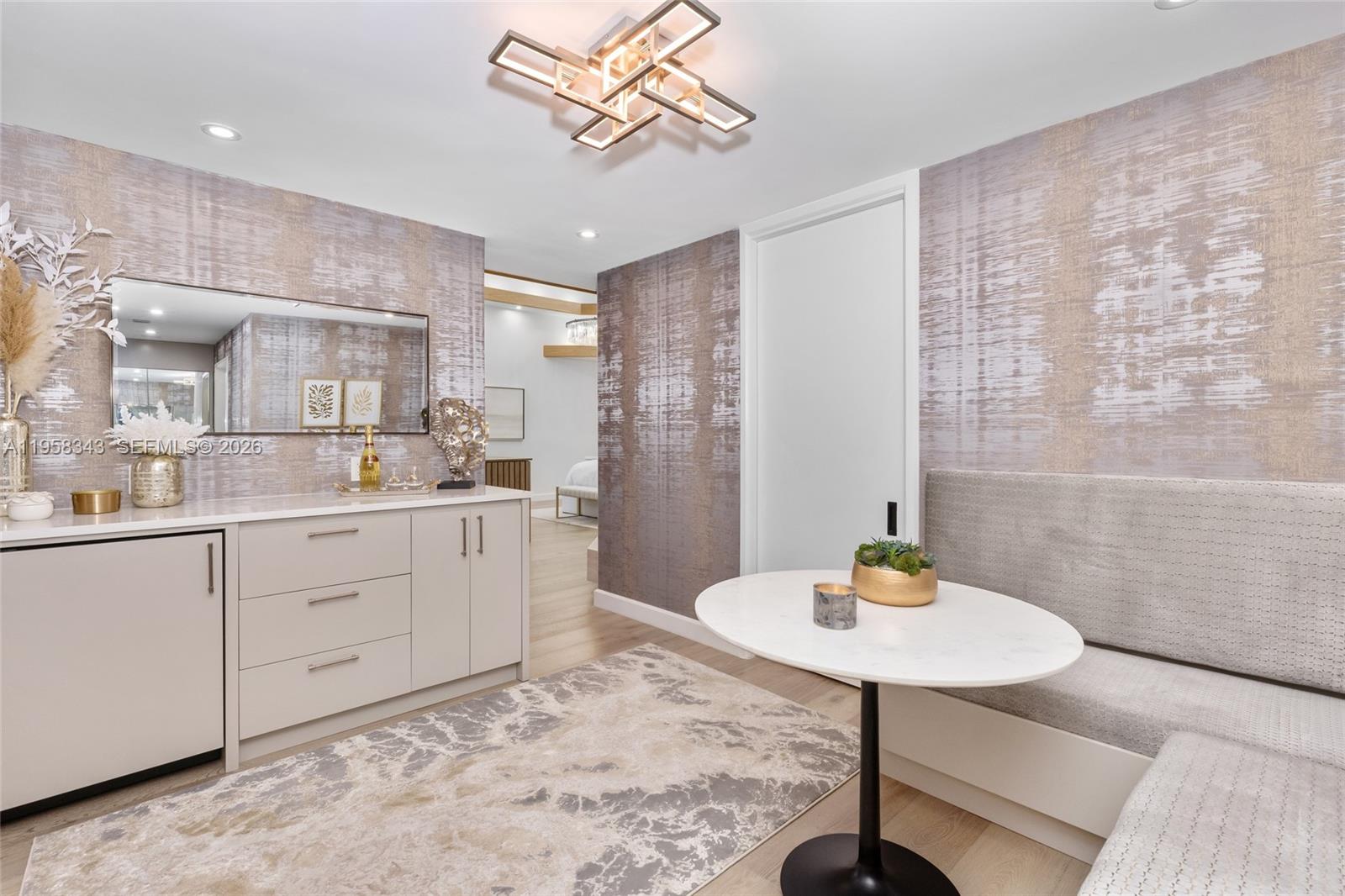 2965 Surrey Ln, Weston FL 33331