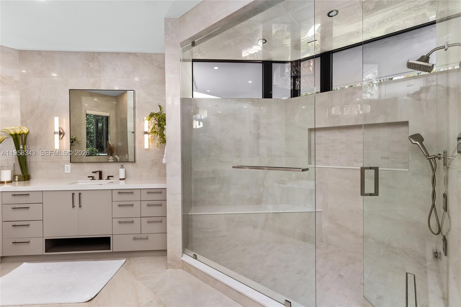 2965 Surrey Ln, Weston FL 33331