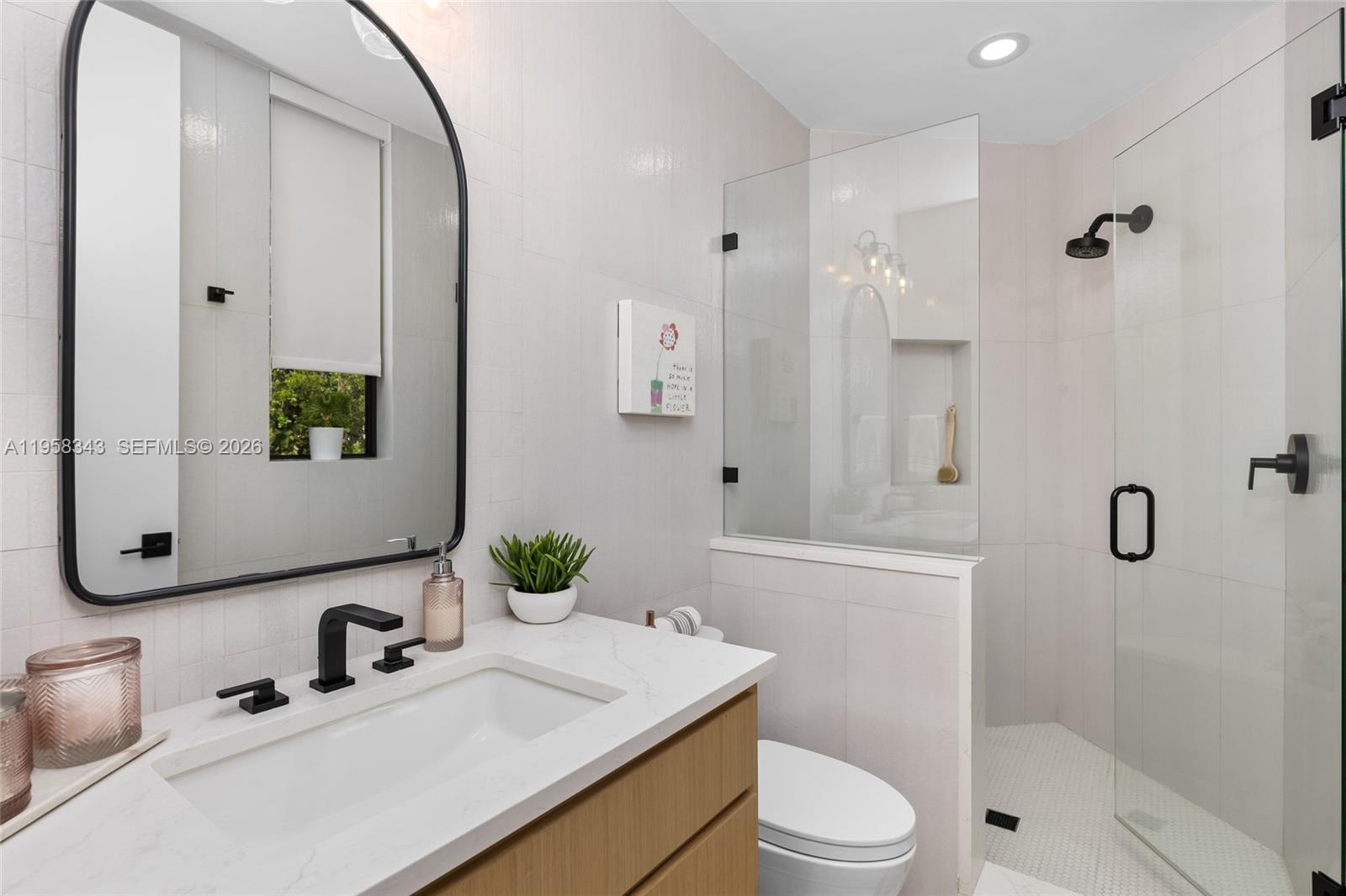 2965 Surrey Ln, Weston FL 33331
