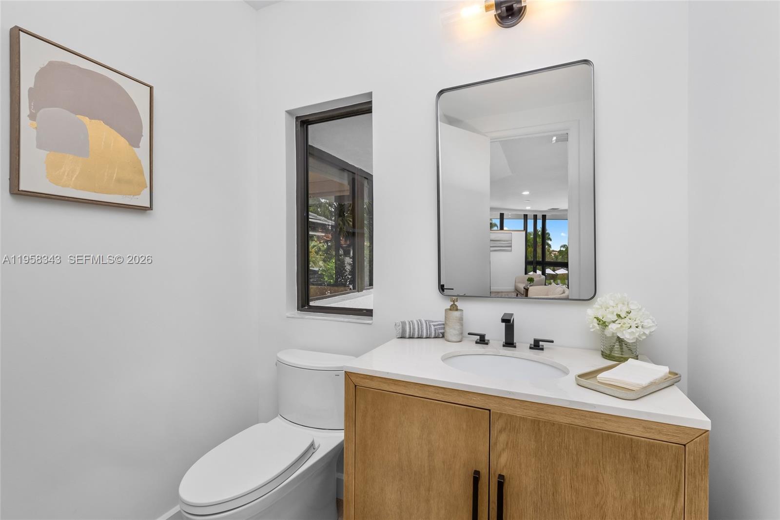 2965 Surrey Ln, Weston FL 33331