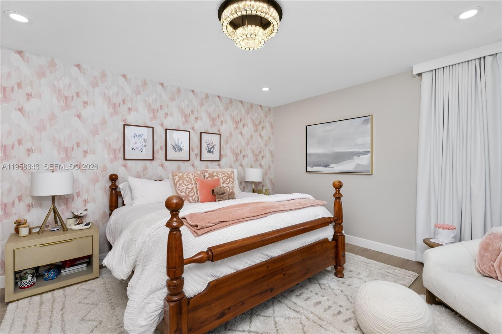 2965 Surrey Ln, Weston FL 33331