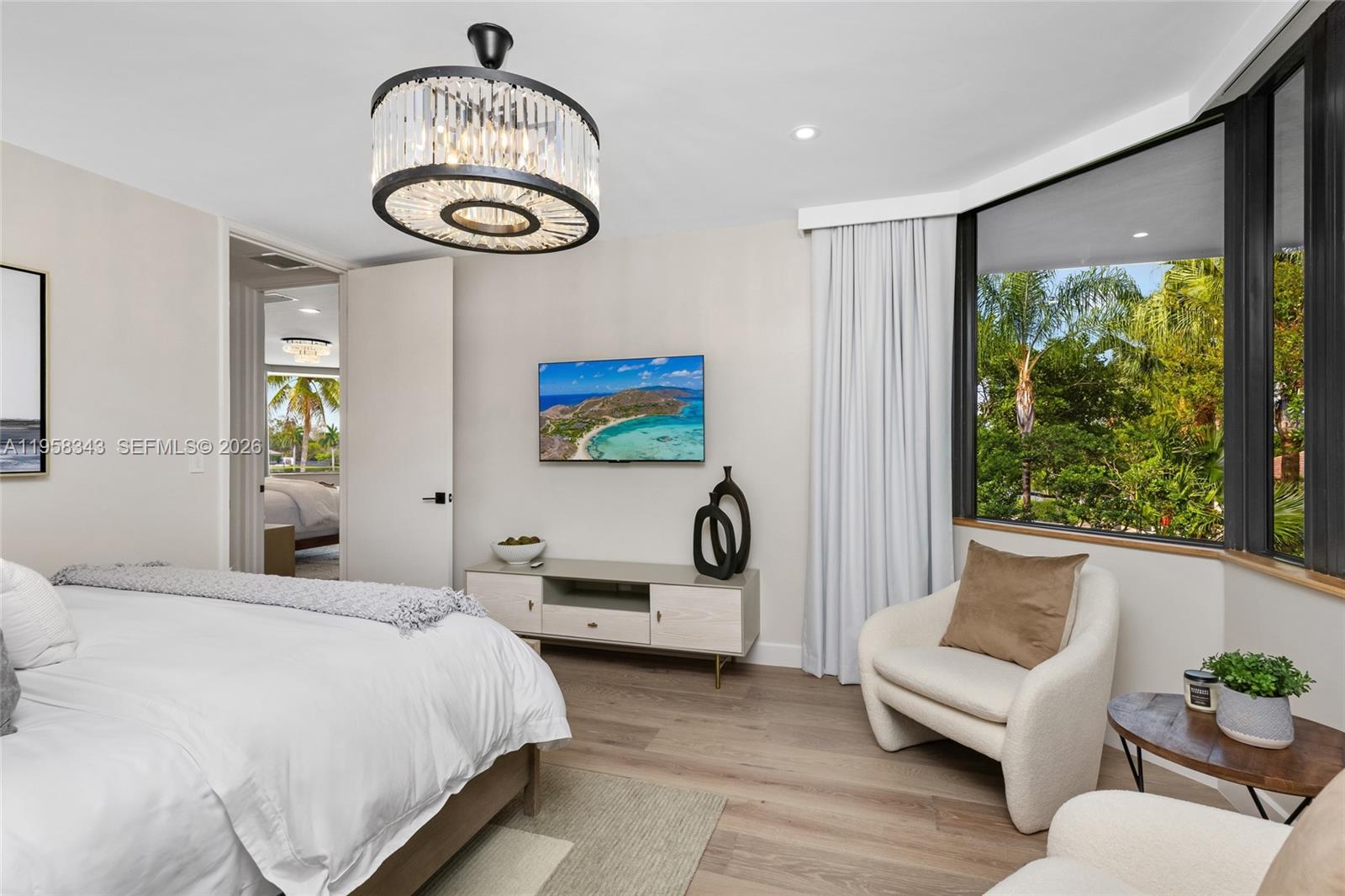 2965 Surrey Ln, Weston FL 33331