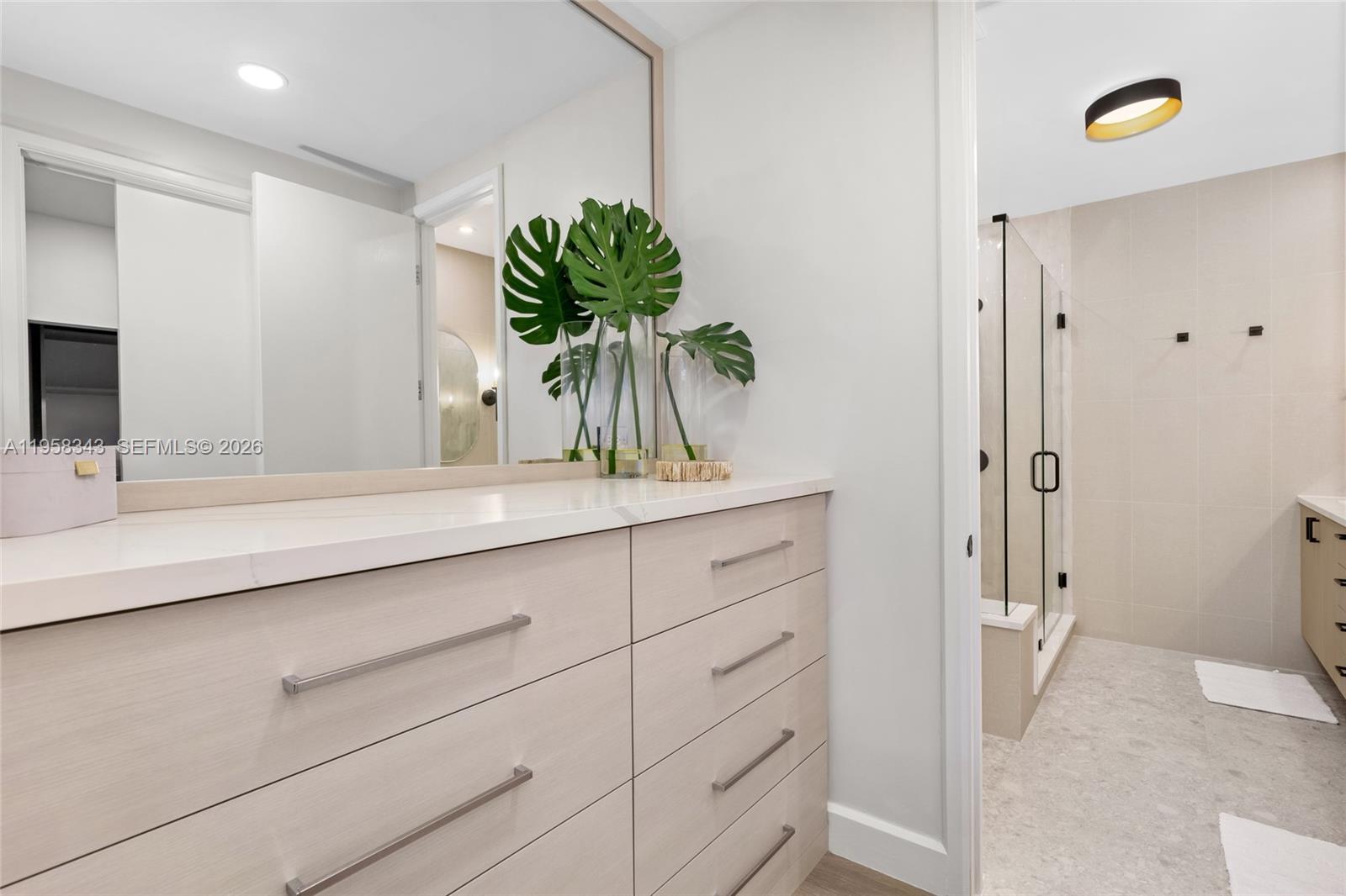 2965 Surrey Ln, Weston FL 33331