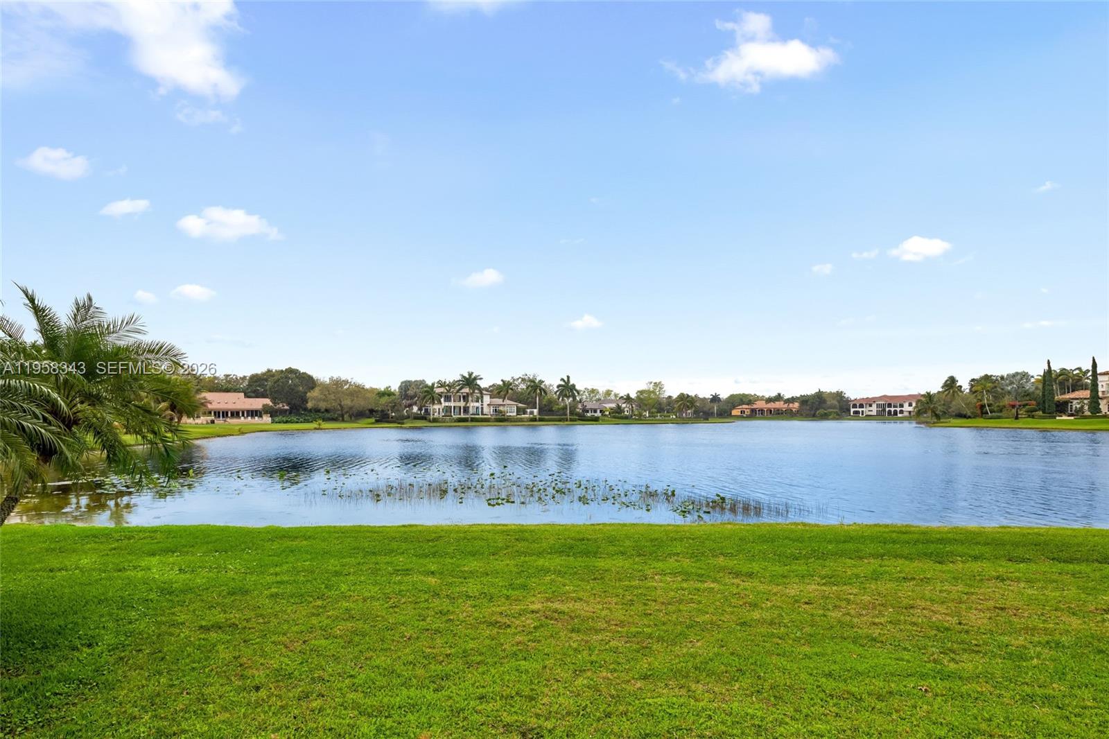 2965 Surrey Ln, Weston FL 33331