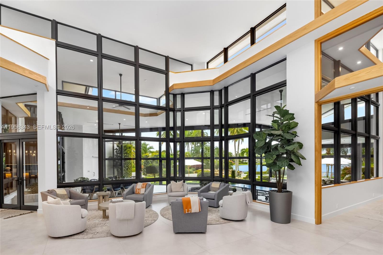 2965 Surrey Ln, Weston FL 33331