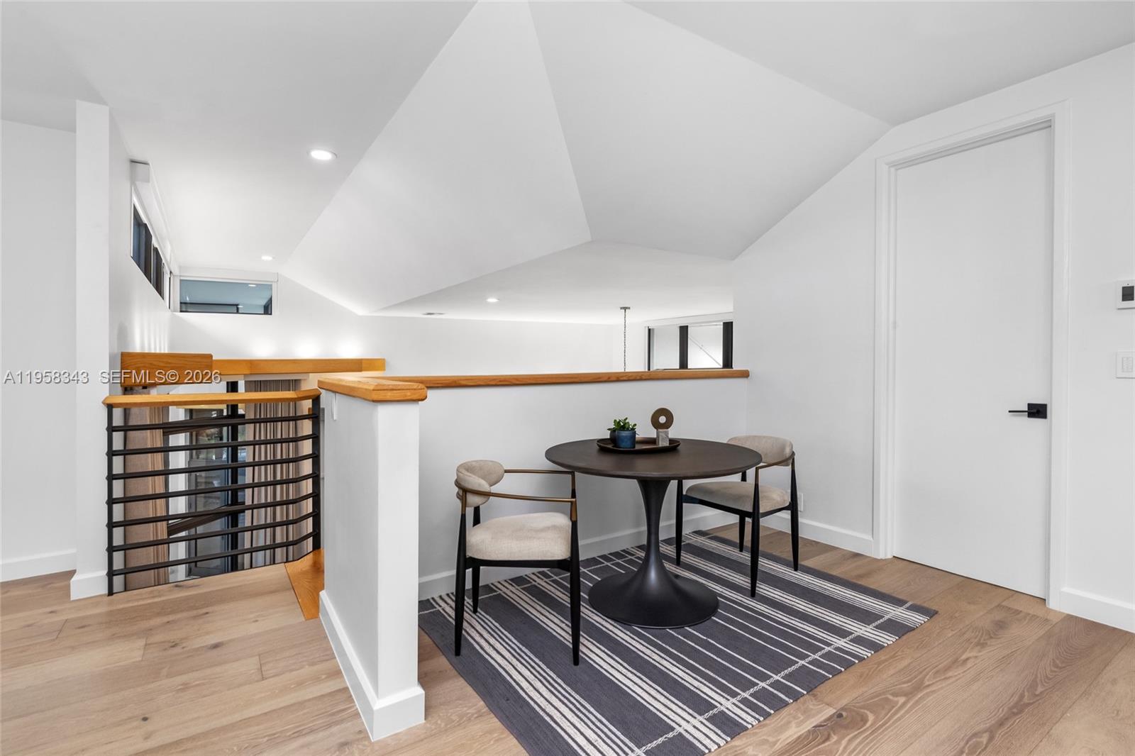 2965 Surrey Ln, Weston FL 33331