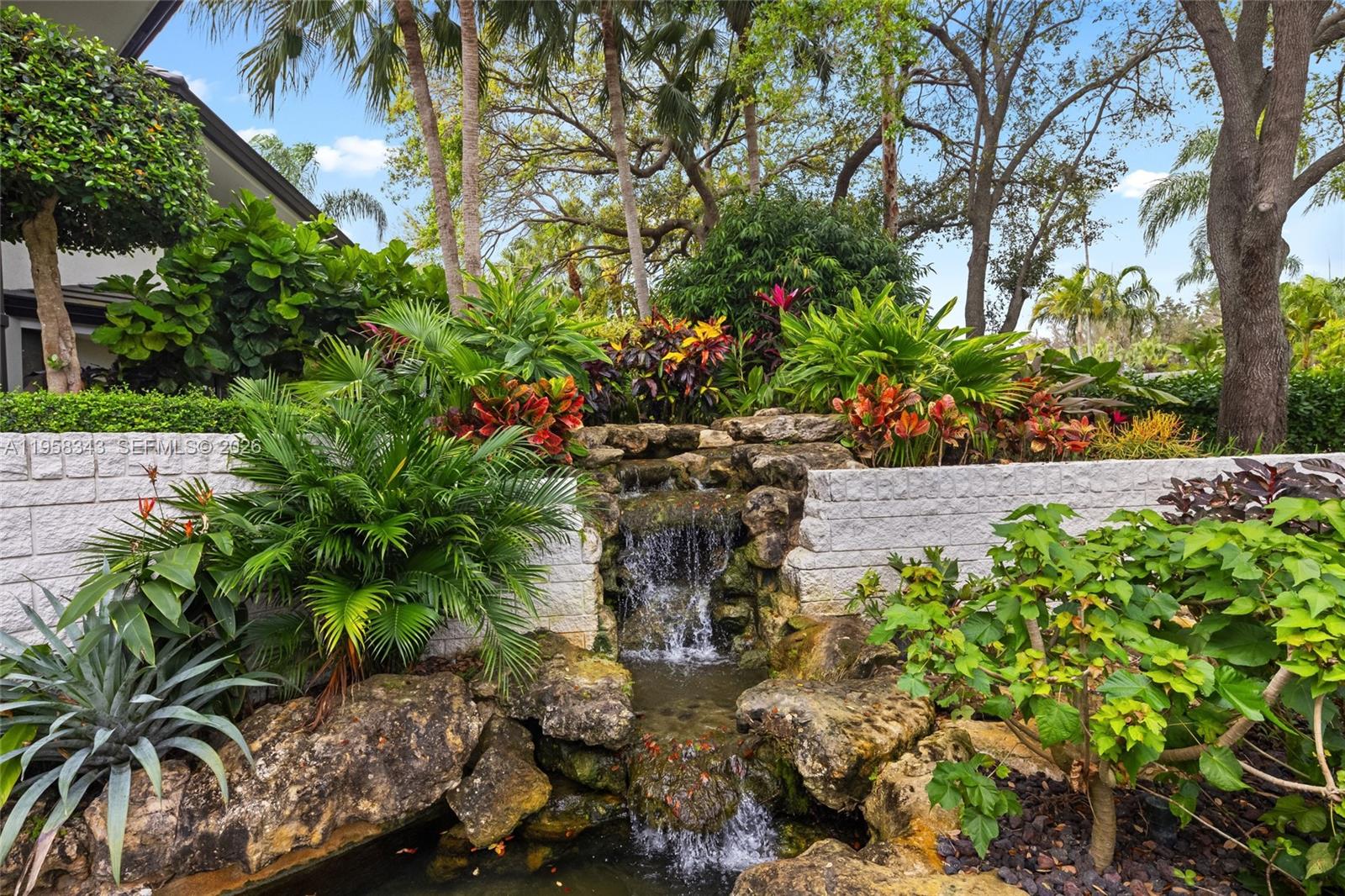 2965 Surrey Ln, Weston FL 33331
