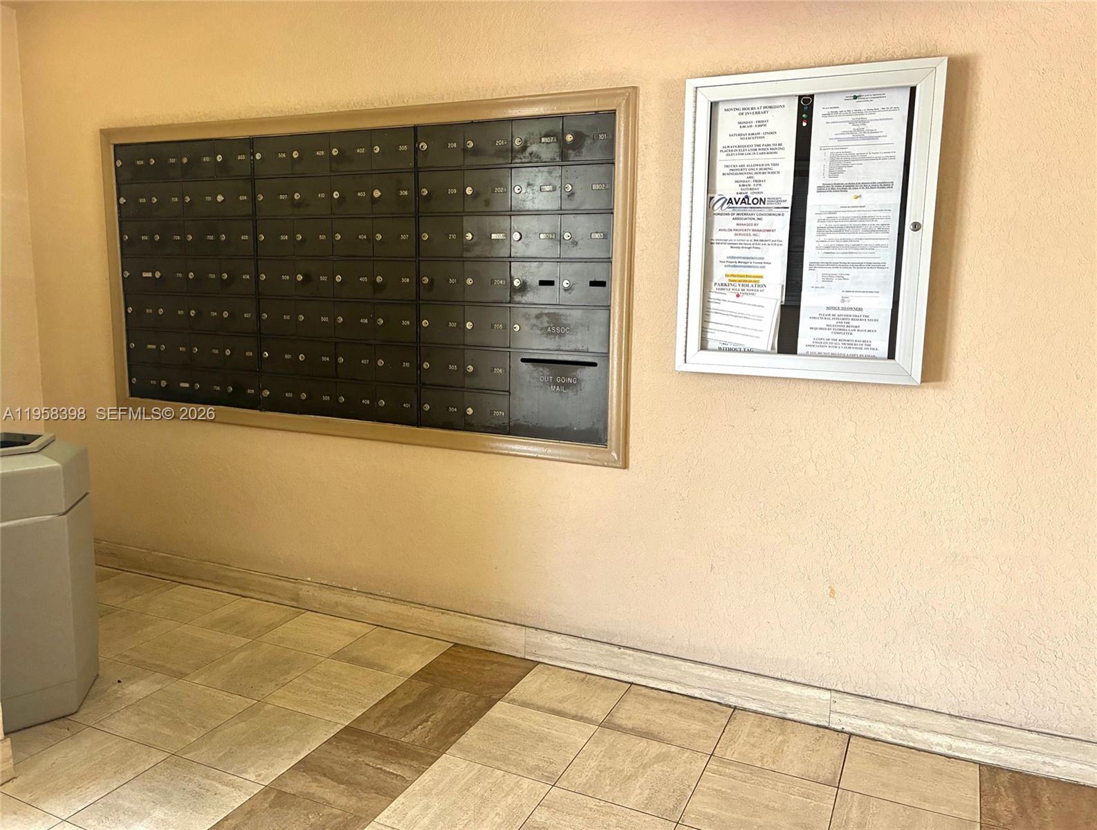 7050 NW 44th St #708, Lauderhill FL 33319