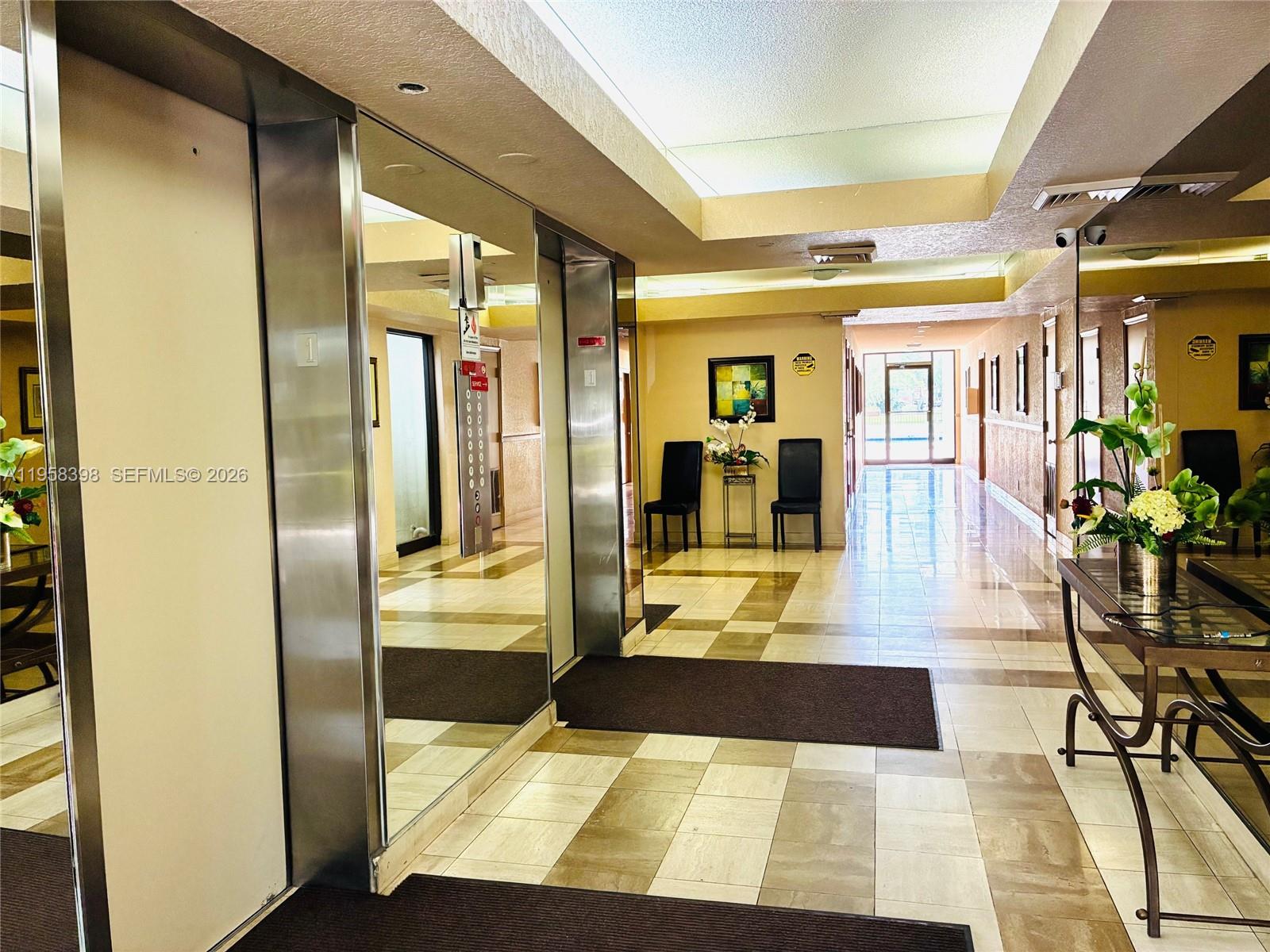7050 NW 44th St #708, Lauderhill FL 33319