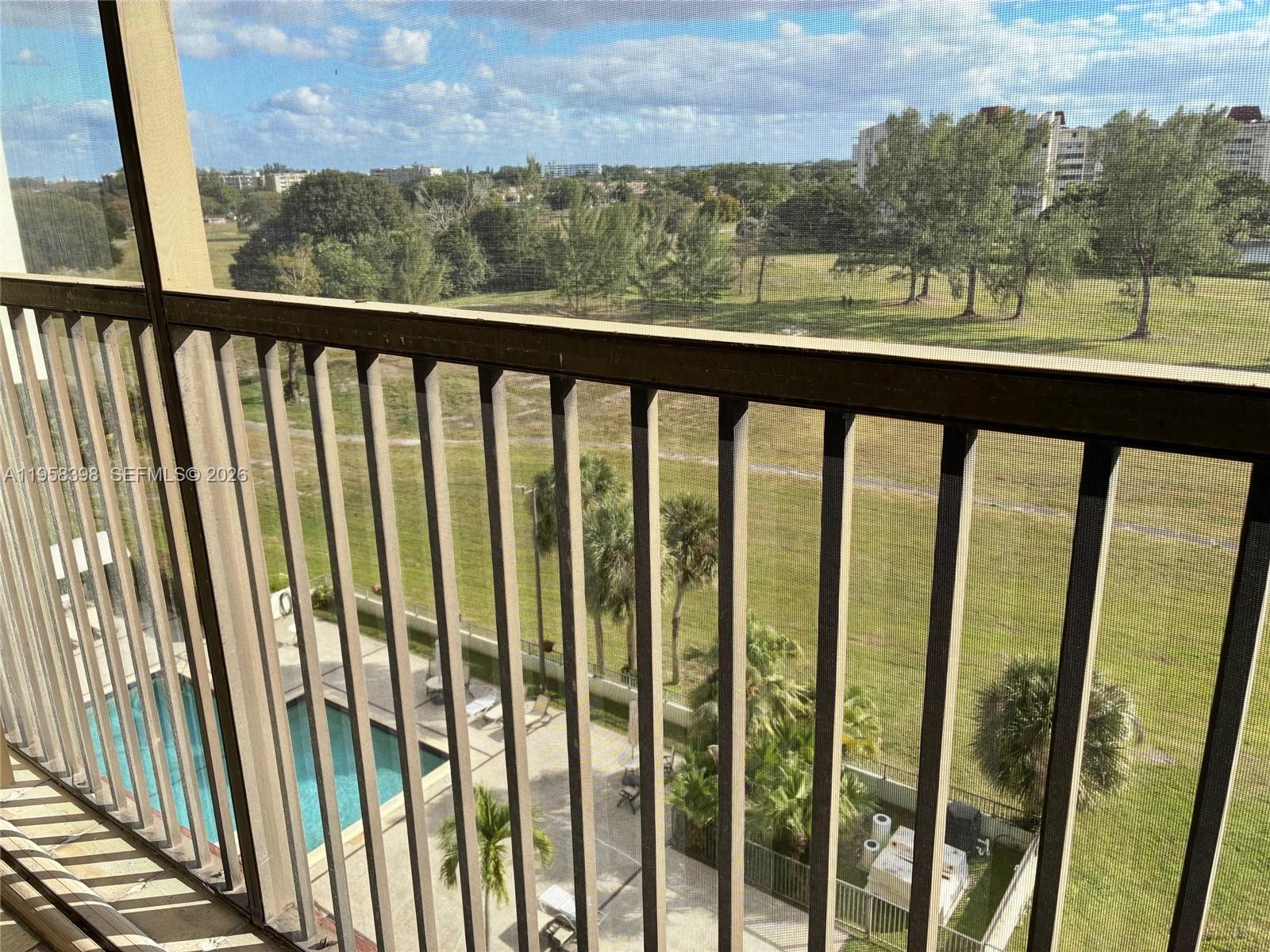 7050 NW 44th St #708, Lauderhill FL 33319