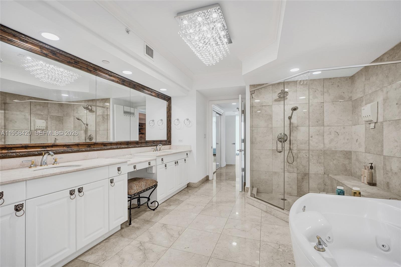 3201 NE 183rd St #2305, Aventura FL 33160