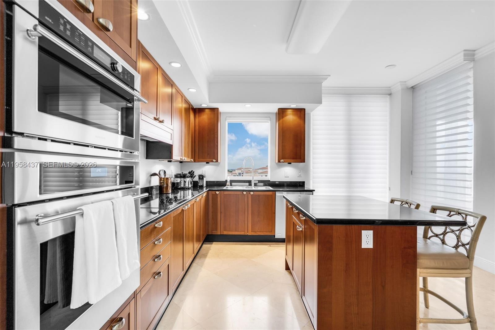 785 Crandon Blvd #702, Key Biscayne FL 33149