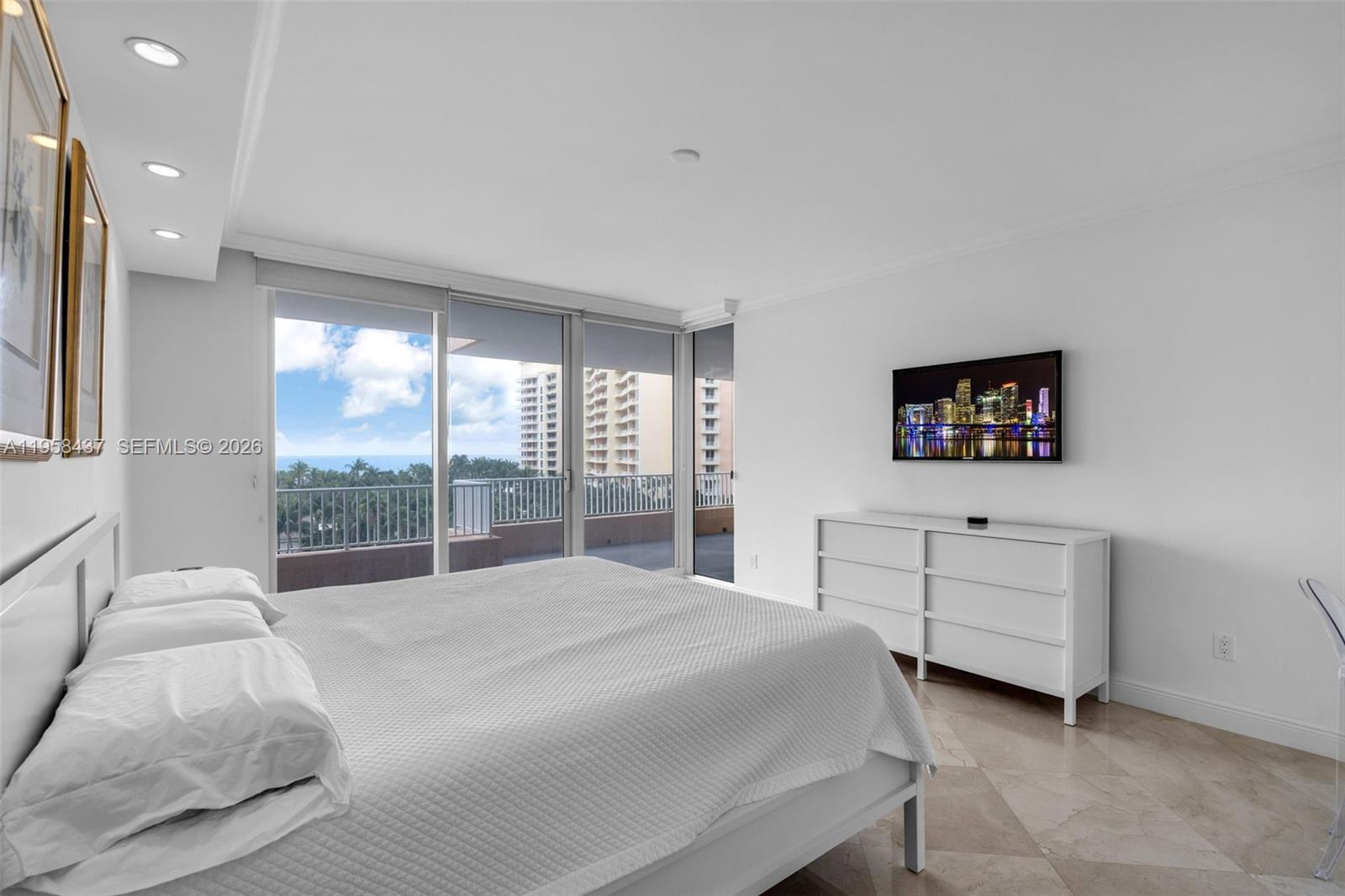 785 Crandon Blvd #702, Key Biscayne FL 33149