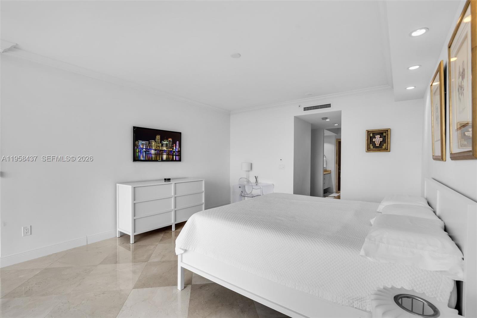 785 Crandon Blvd #702, Key Biscayne FL 33149