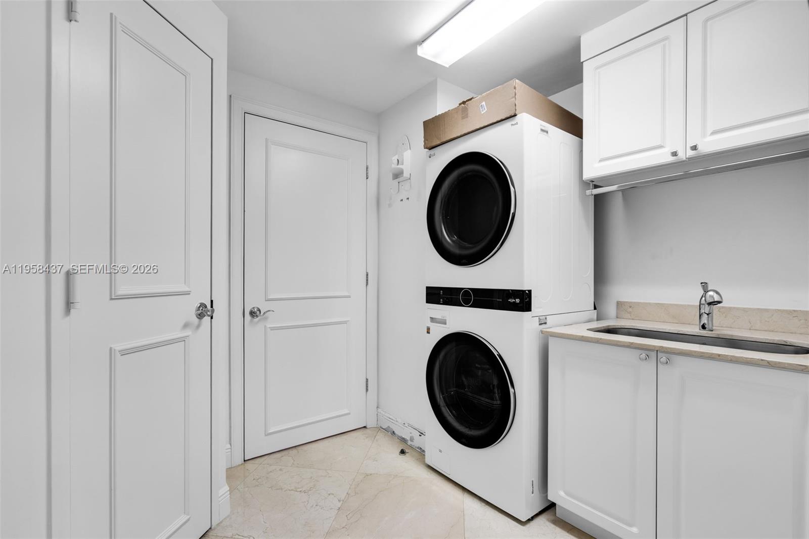 785 Crandon Blvd #702, Key Biscayne FL 33149