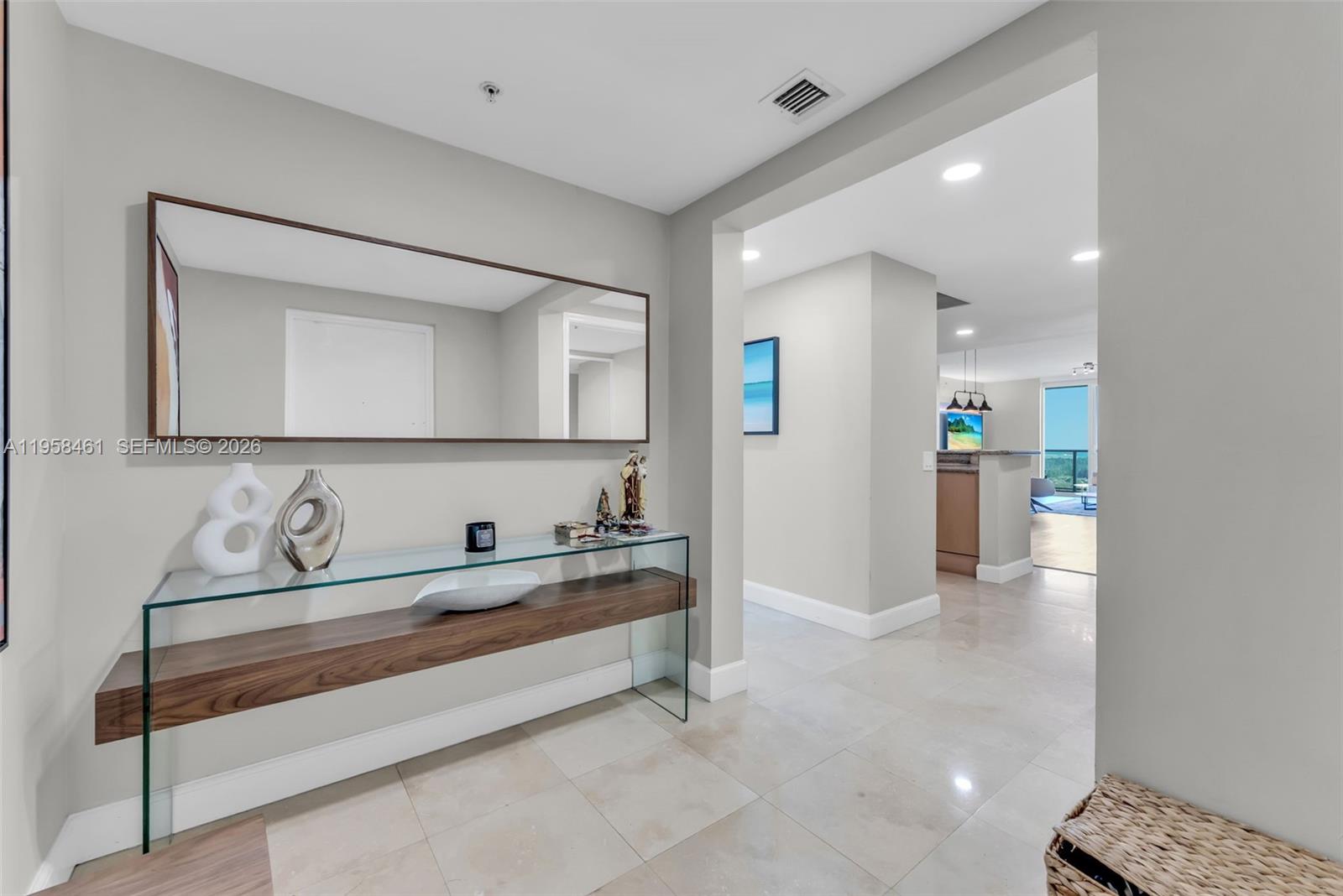 14951 Royal Oaks Ln #2201, North Miami FL 33181