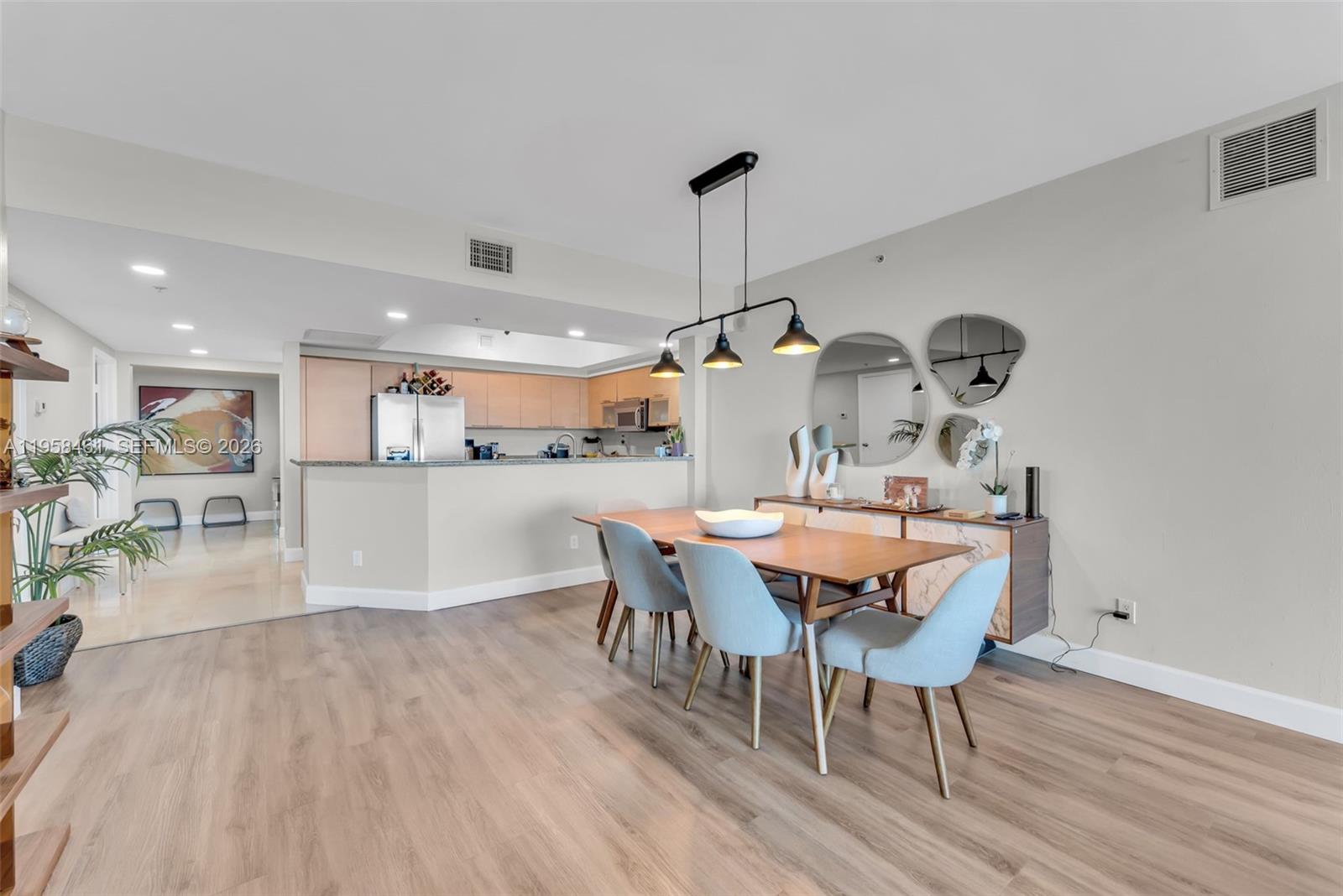 14951 Royal Oaks Ln #2201, North Miami FL 33181
